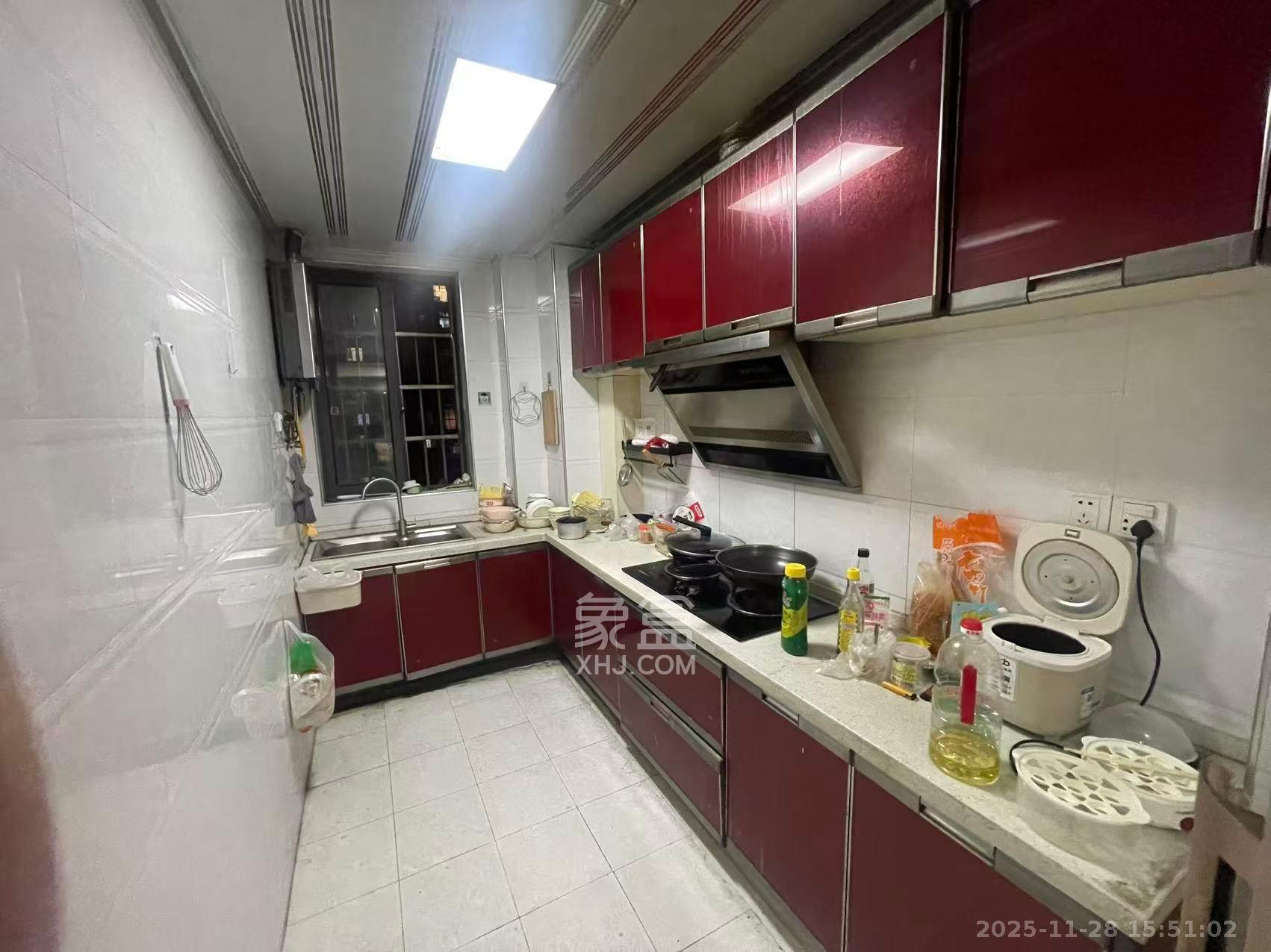 华润凤凰城二期 3室2厅2卫 2000.0元/月 华润凤凰城二期 3室2厅2卫 2000.0元/月室内图