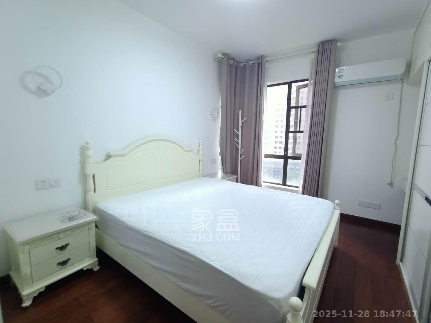 海洋半岛(月珑湾) 3室2厅1卫 2400.0元/月 海洋半岛(月珑湾) 3室2厅1卫 2400.0元/月室内图