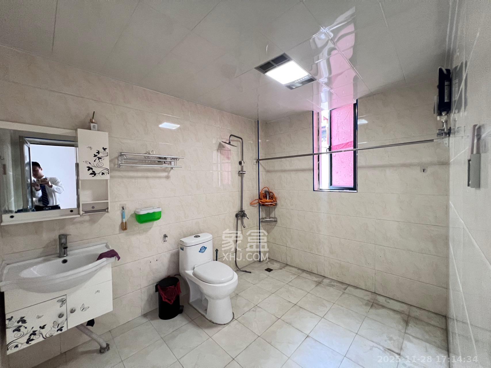 御邦  5室2厅4卫    6500.0元/月室内图