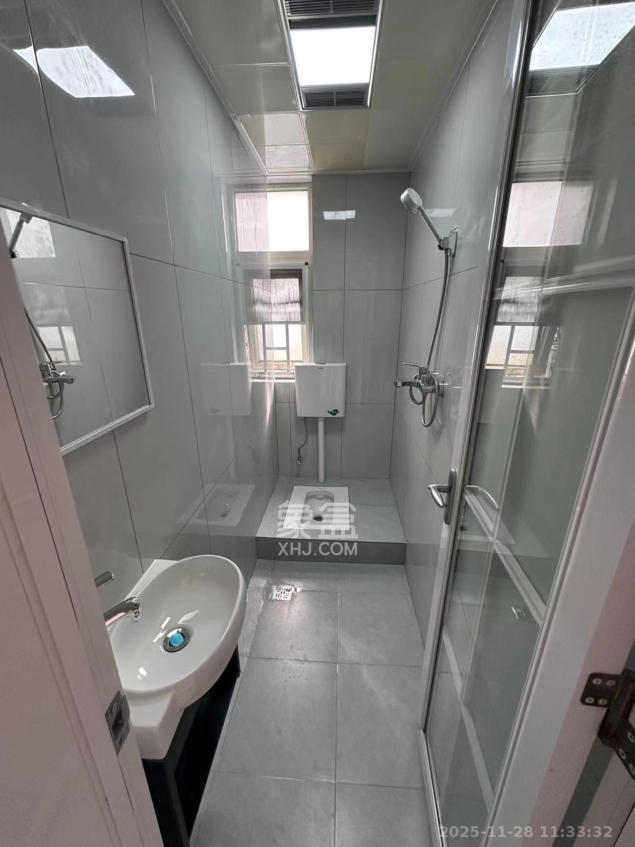 北辰三角洲D3区 1室2厅2卫 1300.0元/月 北辰三角洲D3区 1室2厅2卫 1300.0元/月室内图