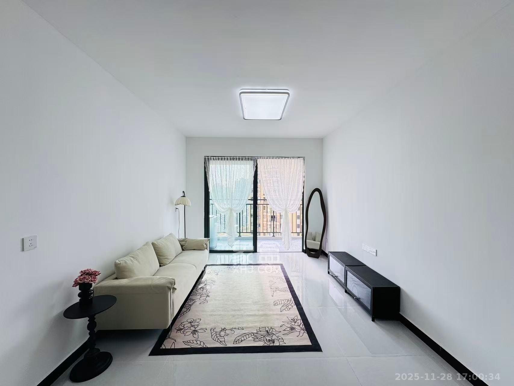 岭福家苑(天心佳苑) 2室1厅1卫 2600.0元/月 岭福家苑(天心佳苑) 2室1厅1卫 2600.0元/月室内图