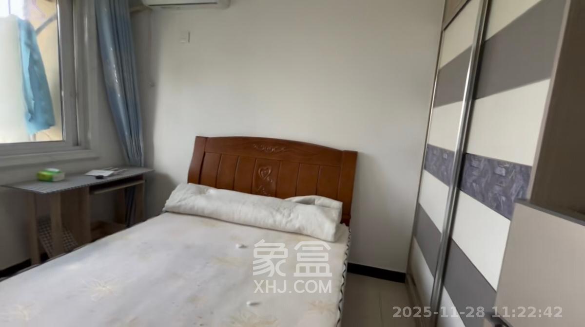 和康园小区  1室1厅1卫    800.0元/月室内图