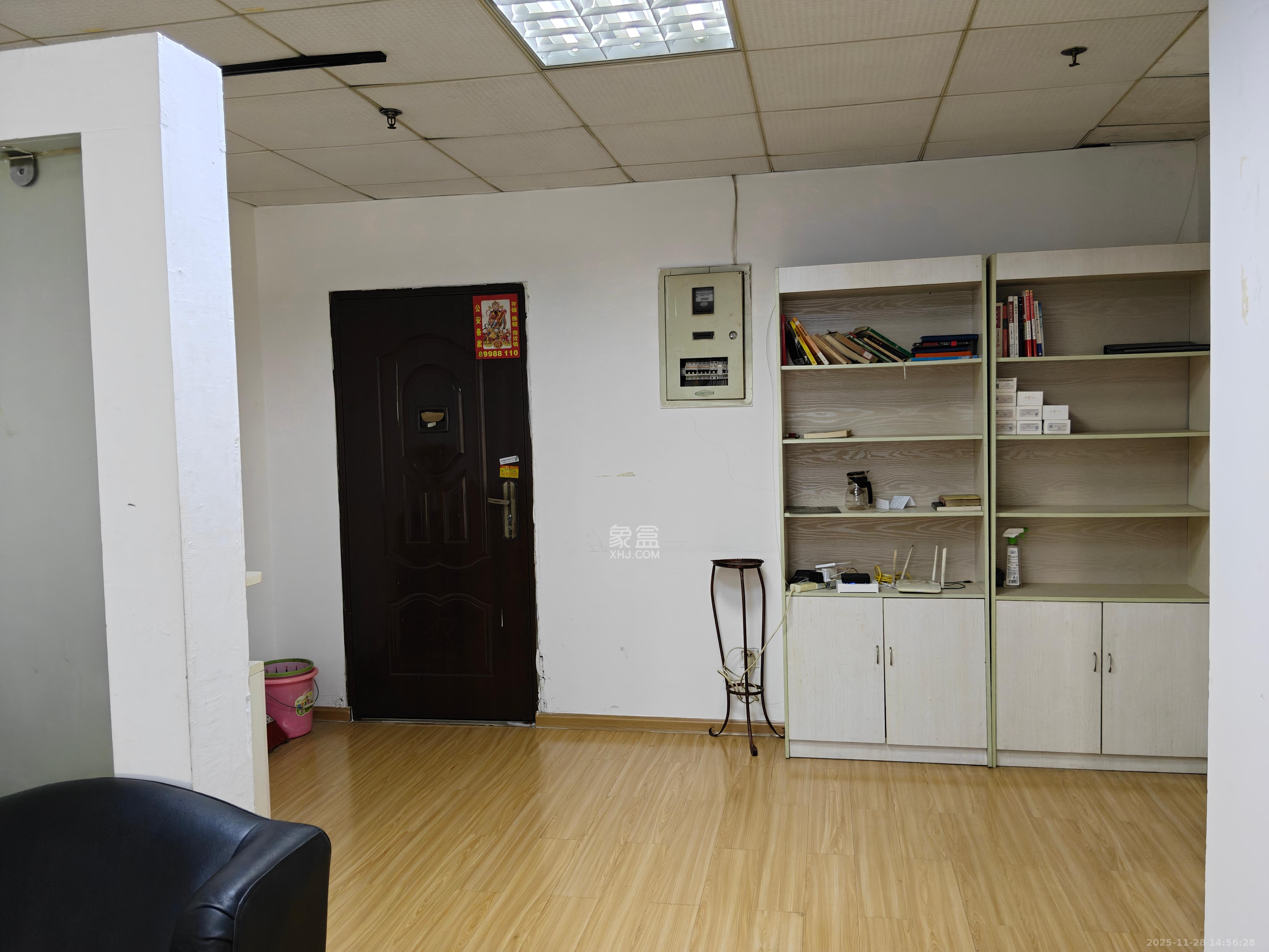 蓝色地标 1室1厅0卫 2000.0元/月 蓝色地标 1室1厅0卫 2000.0元/月室内图