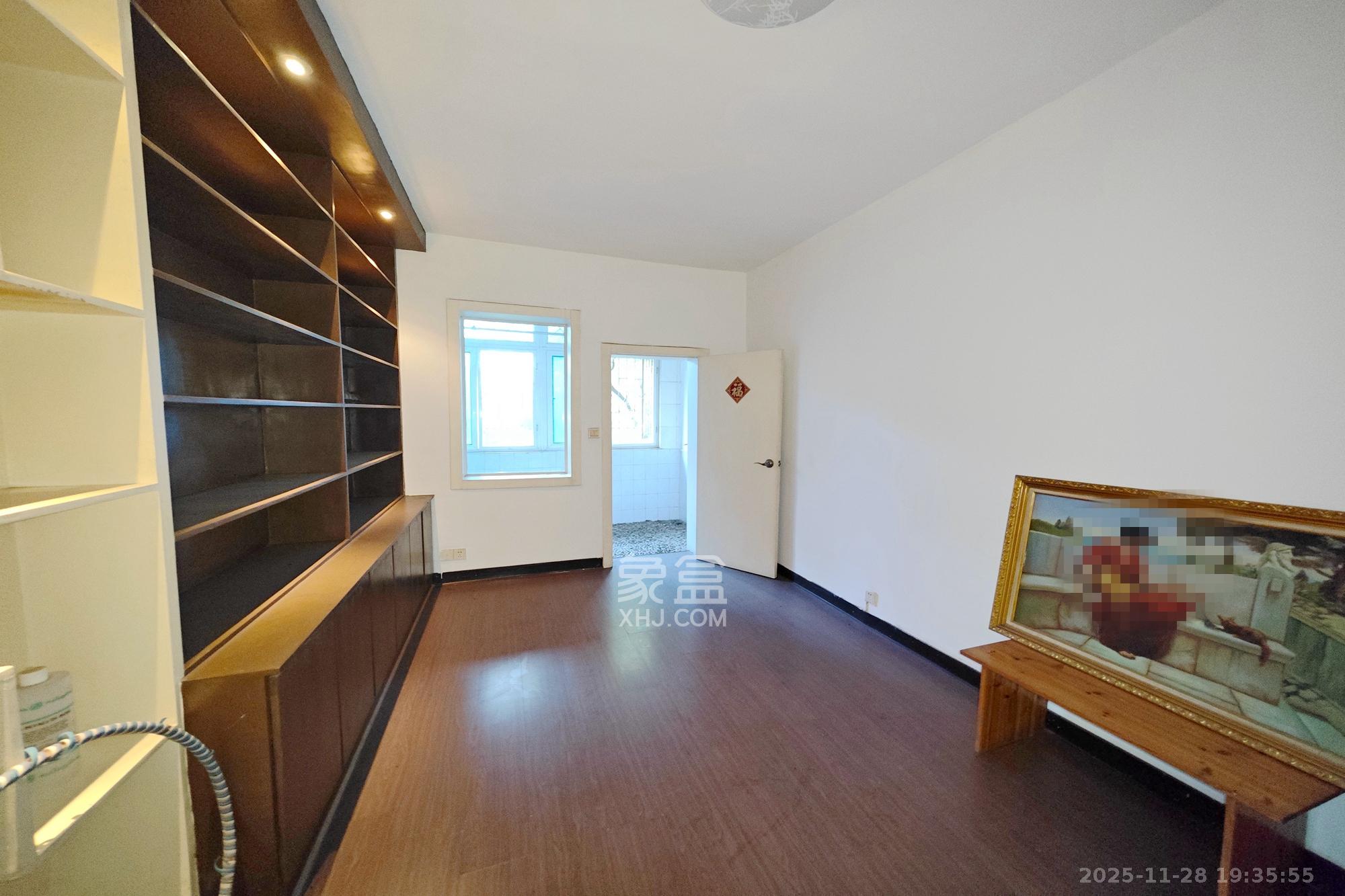 新华园 2室1厅1卫 39.0万 新华园 2室1厅1卫 39.0万卧室