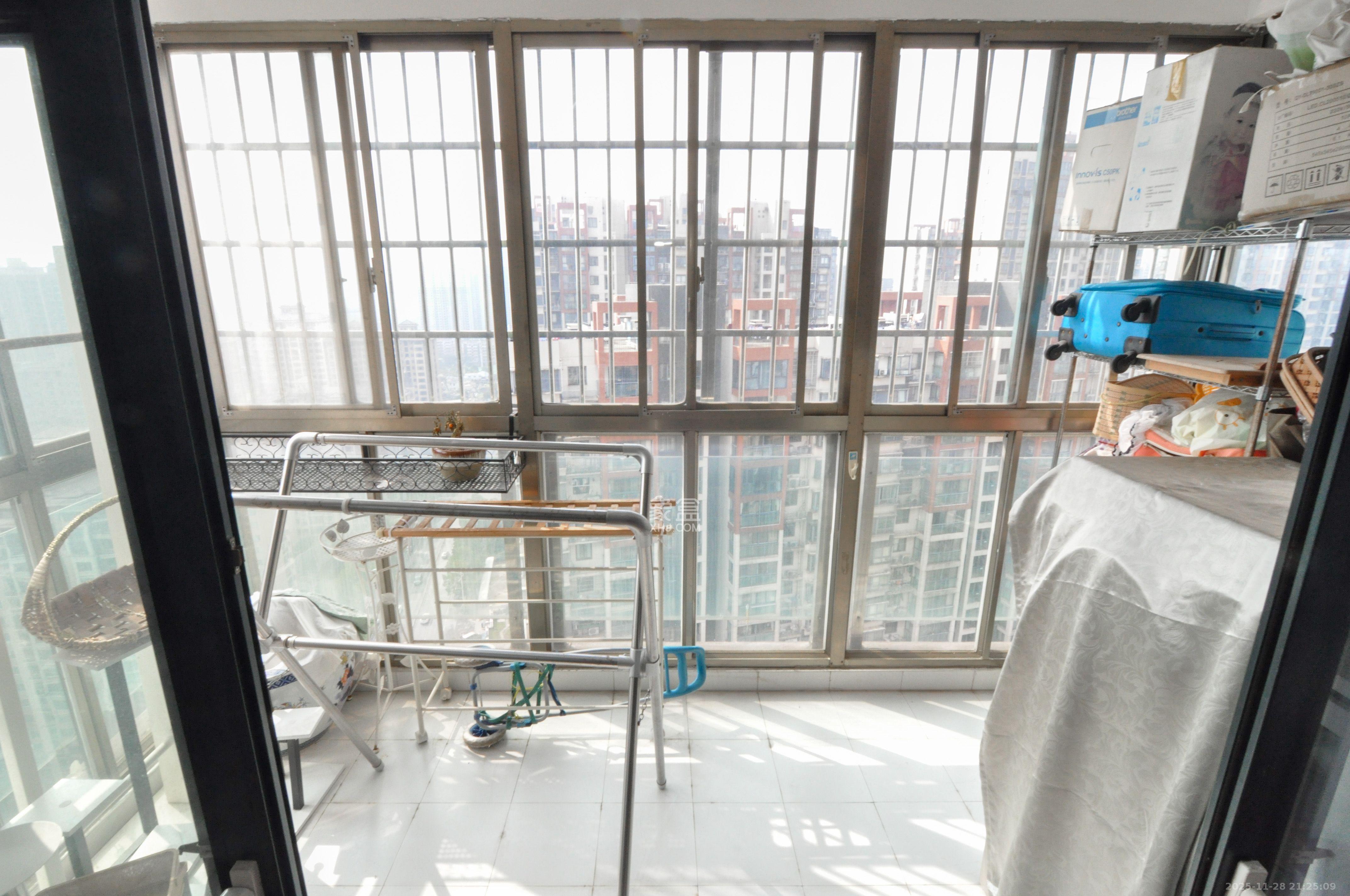 高鑫麓城  3室2厅2卫    2800.0元/月室内图