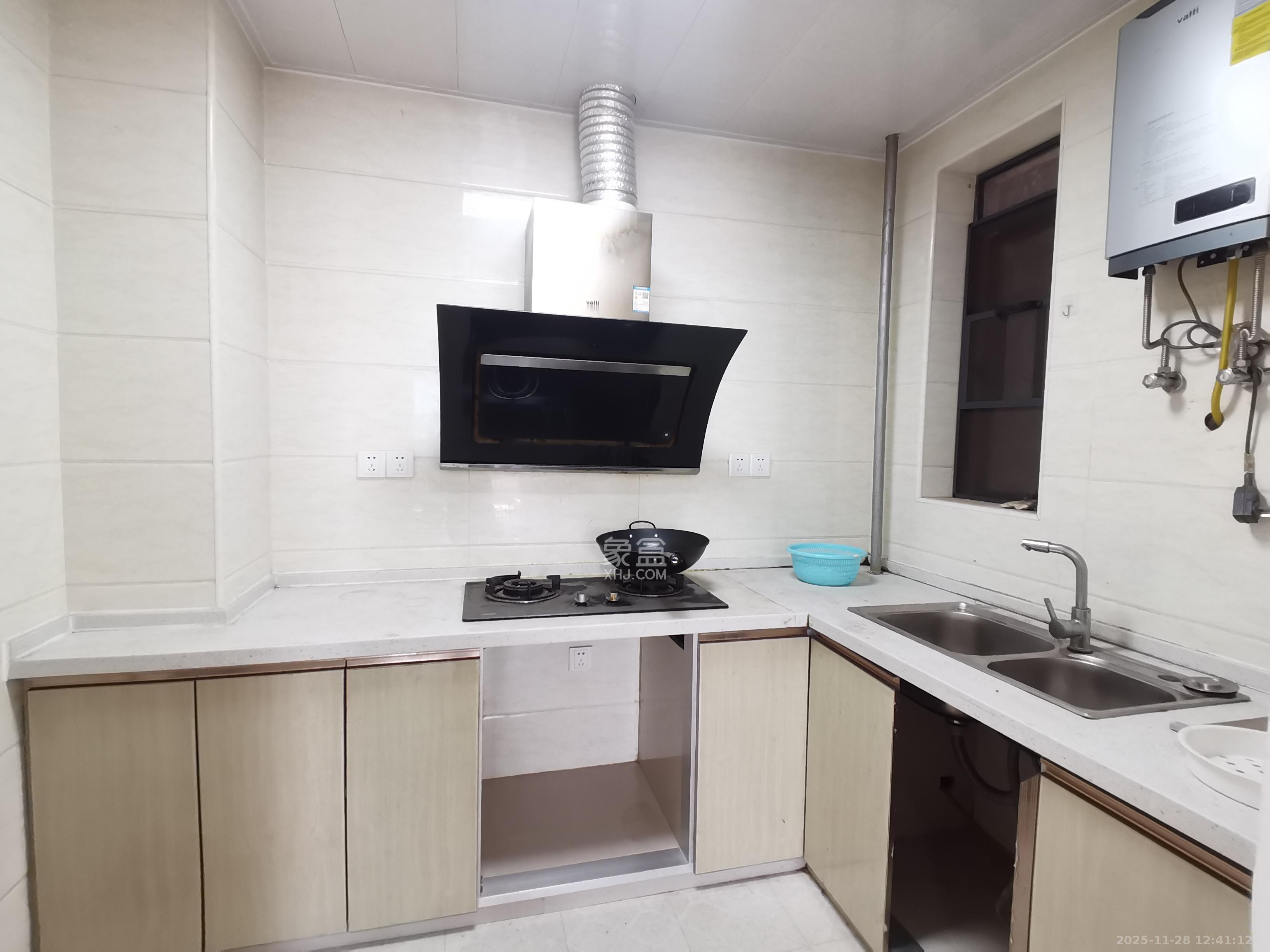 中国铁建国际城二期 2室2厅1卫 1400.0元/月 中国铁建国际城二期 2室2厅1卫 1400.0元/月室内图