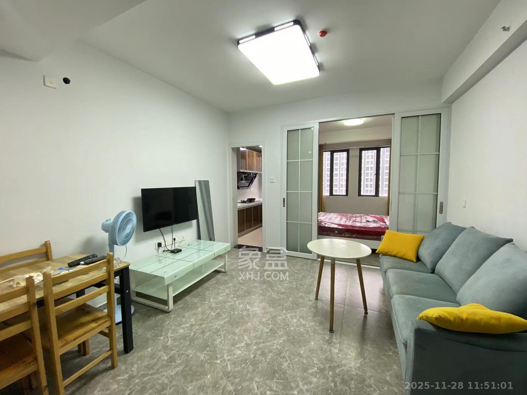 欧亚达国际广场  1室1厅1卫    1800.0元/月