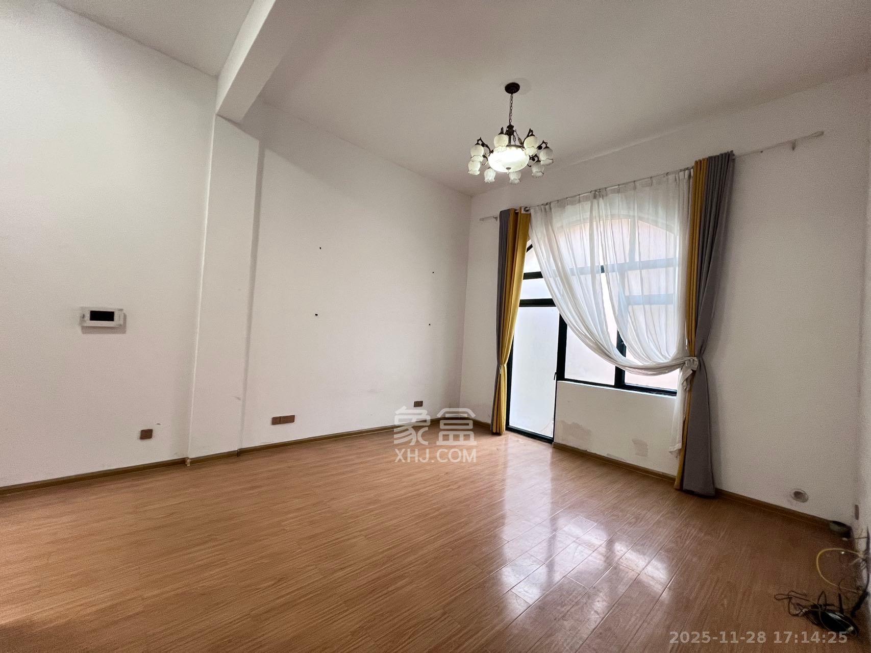 御邦  5室2厅4卫    6500.0元/月室内图