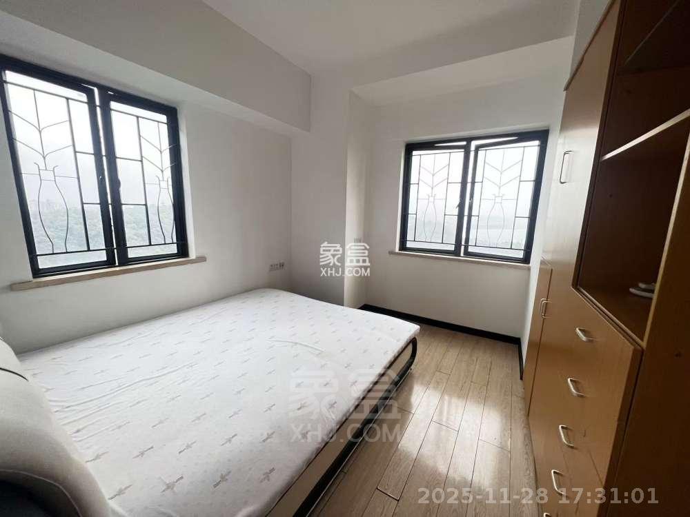 山水国际  2室2厅1卫    1400.0元/月室内图