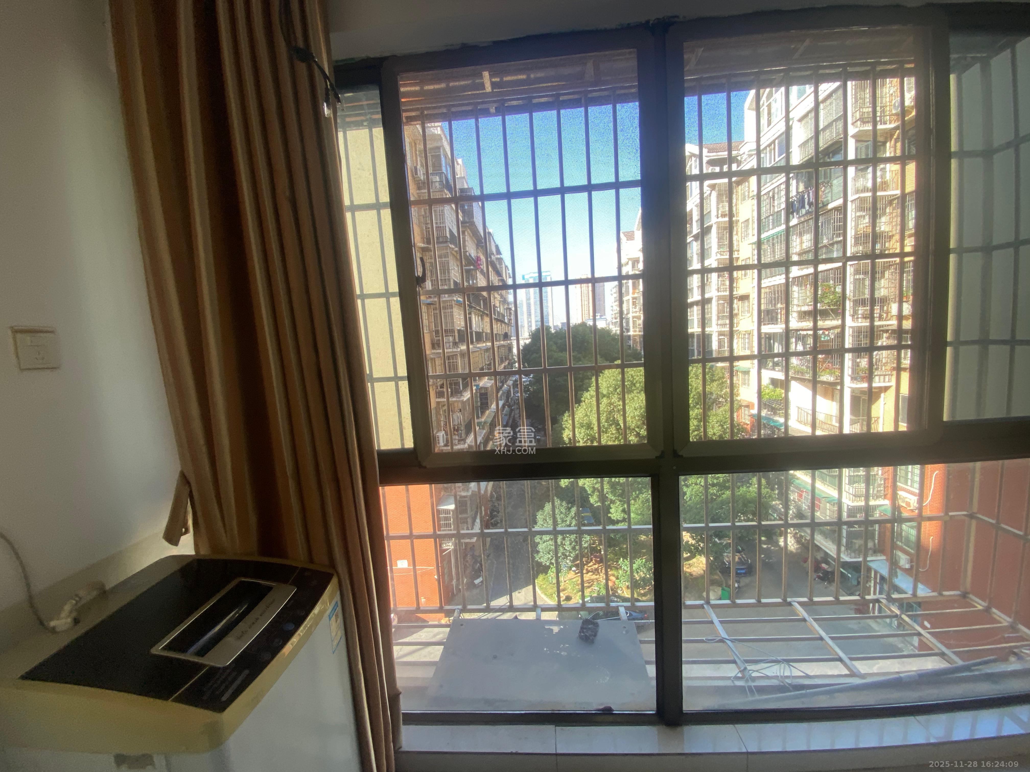 东屯渡高层安置小区  1室1厅1卫    1800.0元/月室内图