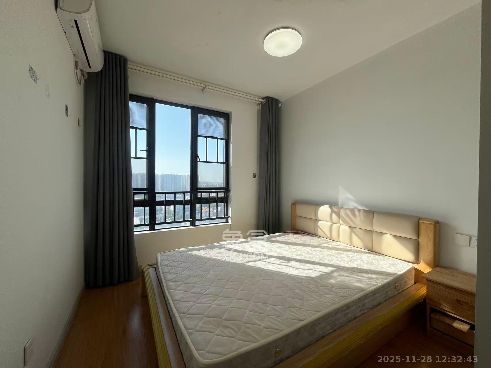 荣悦台  2室2厅1卫    2800.0元/月室内图