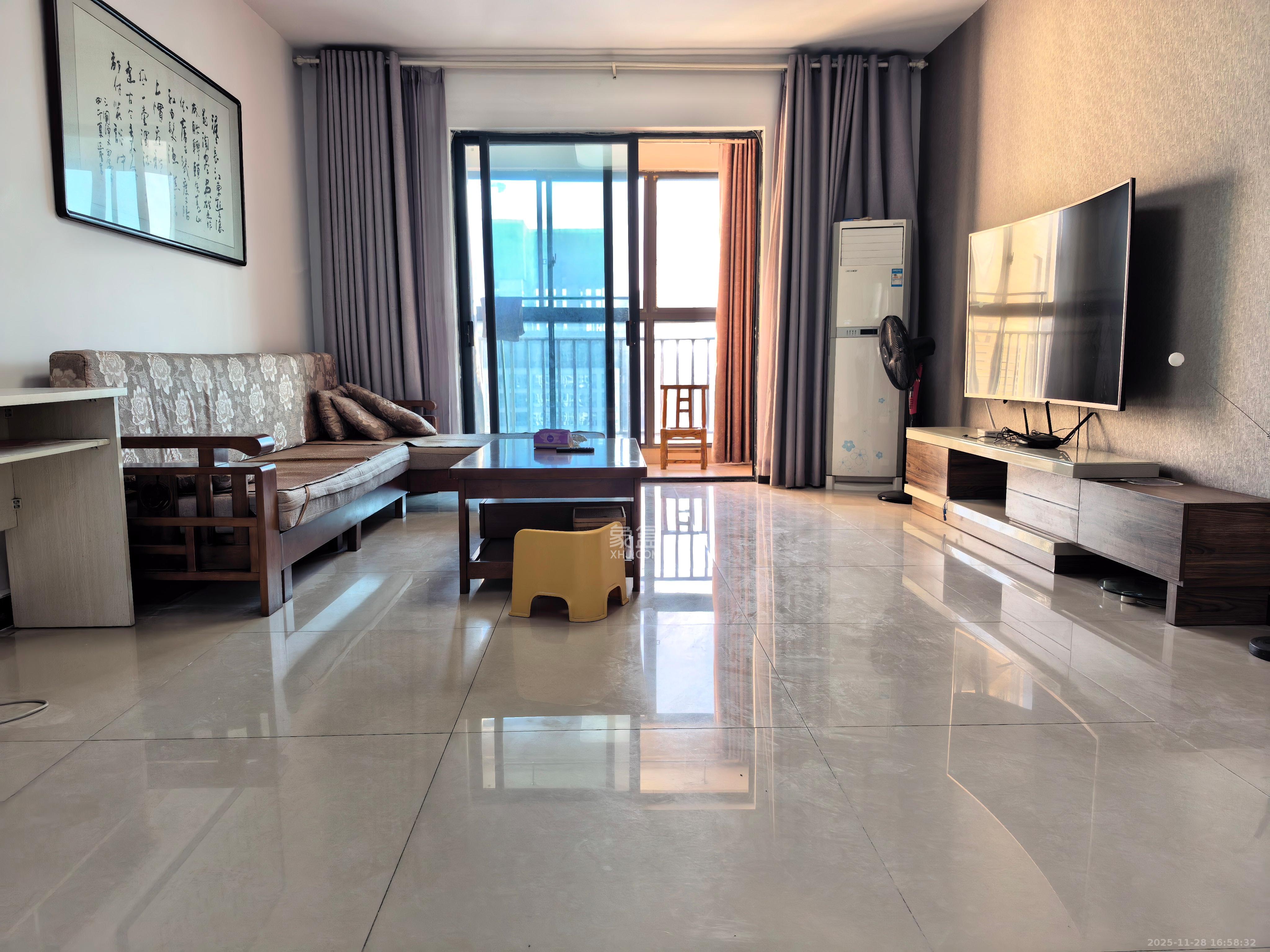 凯通国际城（凯通朝庭）  3室1厅1卫    2800.0元/月