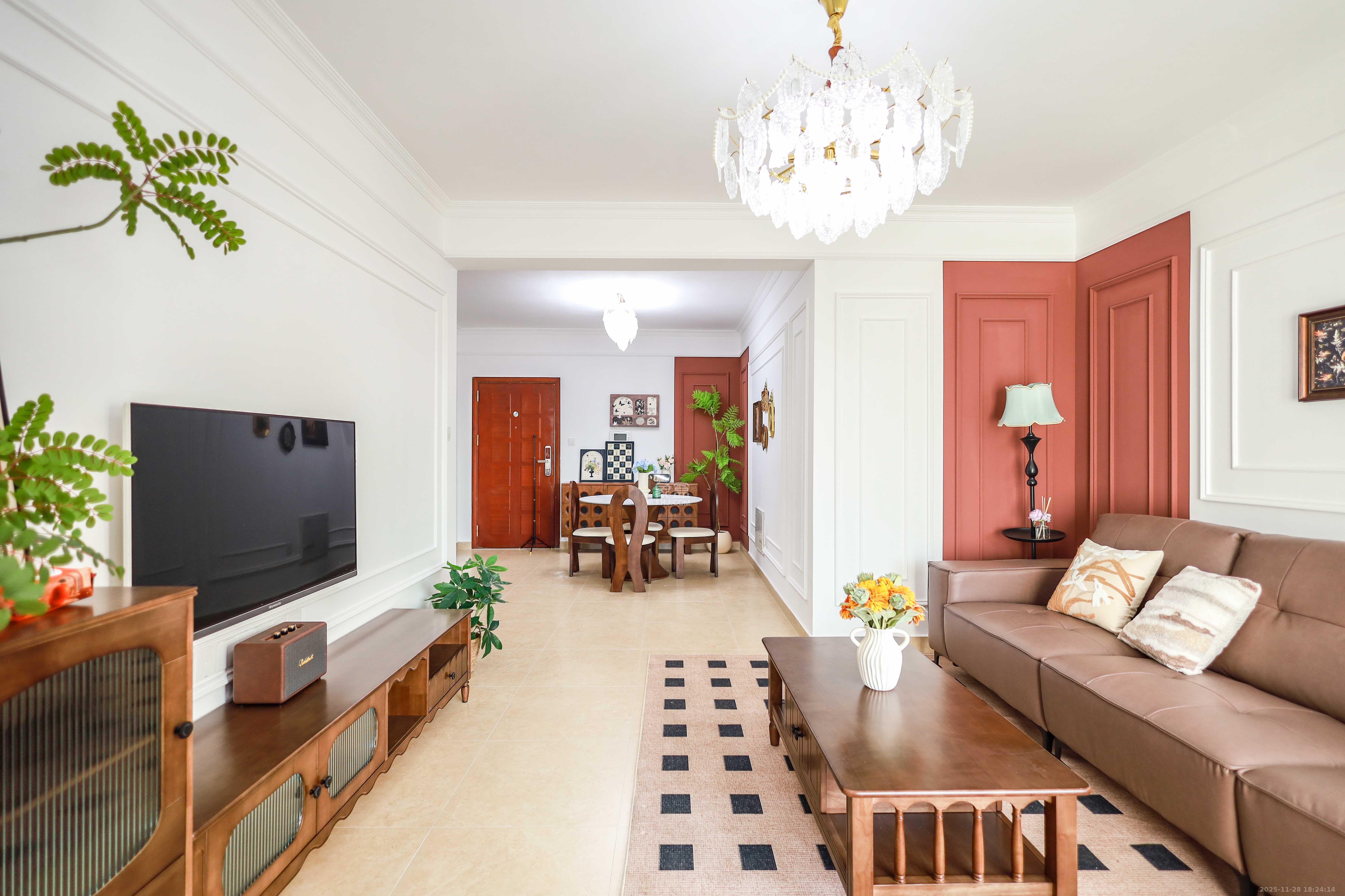 长房时代城 2室2厅1卫 88.0万 长房时代城 2室2厅1卫 88.0万客厅