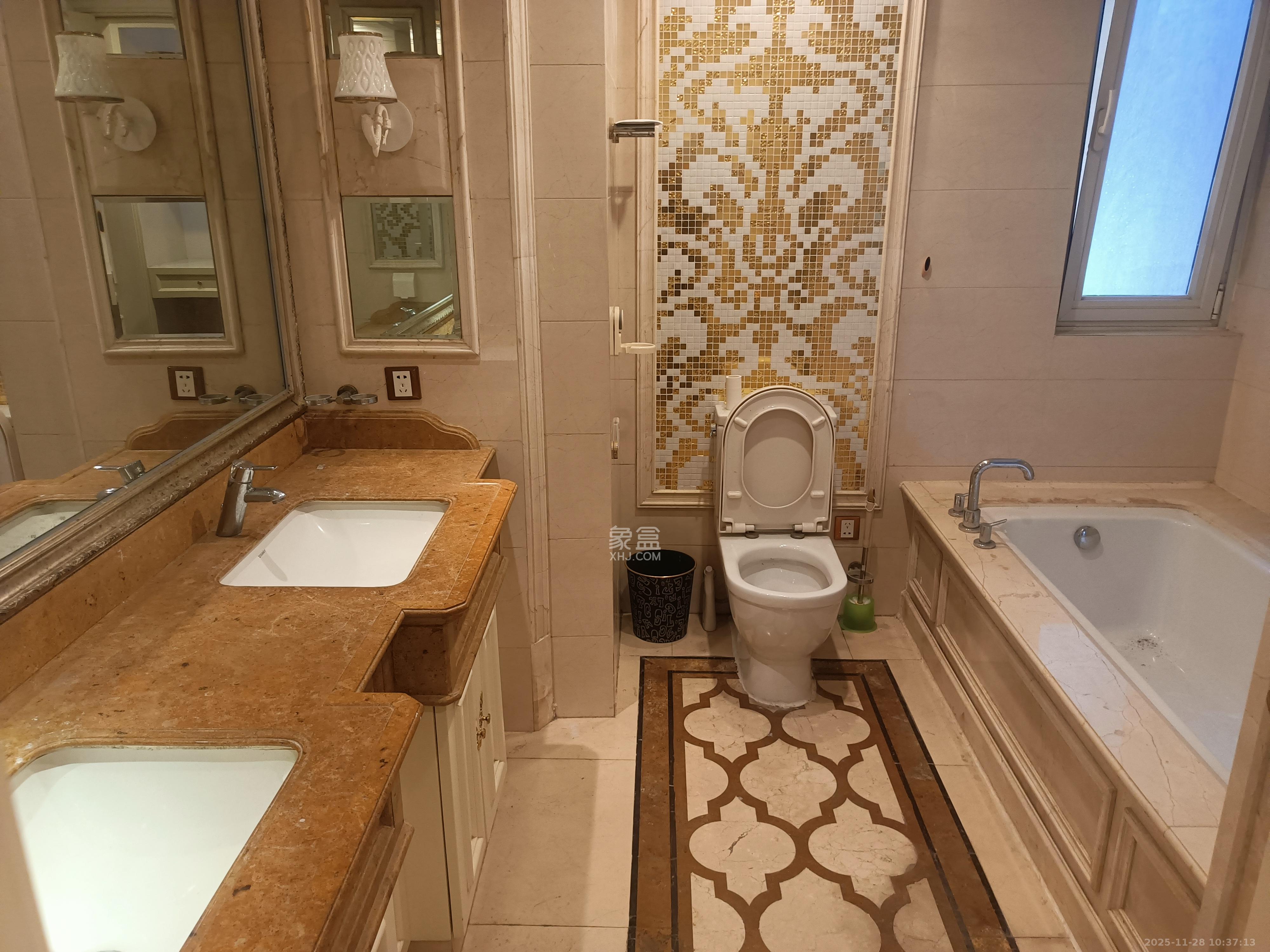 万达公馆 3室2厅4卫 8000.0元/月 万达公馆 3室2厅4卫 8000.0元/月室内图