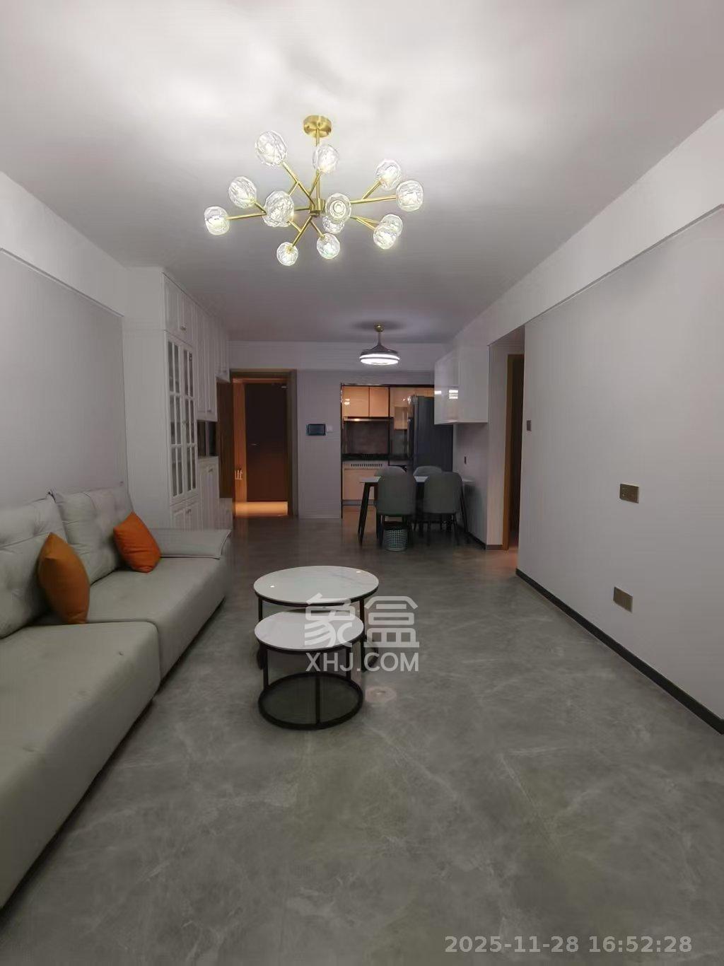 时代倾城四期  2室2厅1卫    2000.0元/月