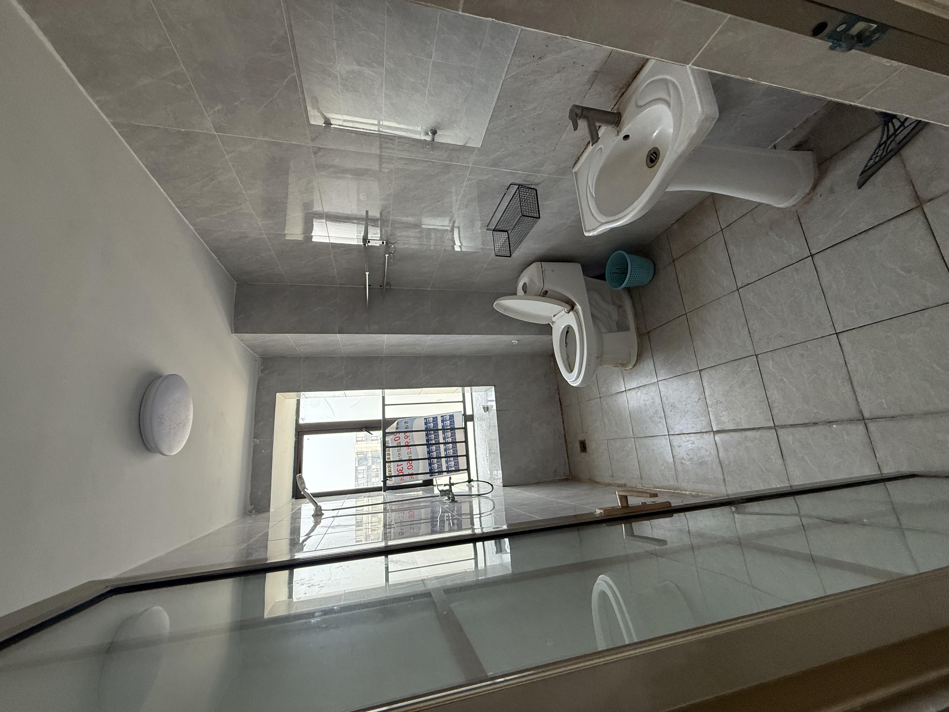 坡博家园五区 4室2厅2卫 2800.0元/月 坡博家园五区 4室2厅2卫 2800.0元/月室内图