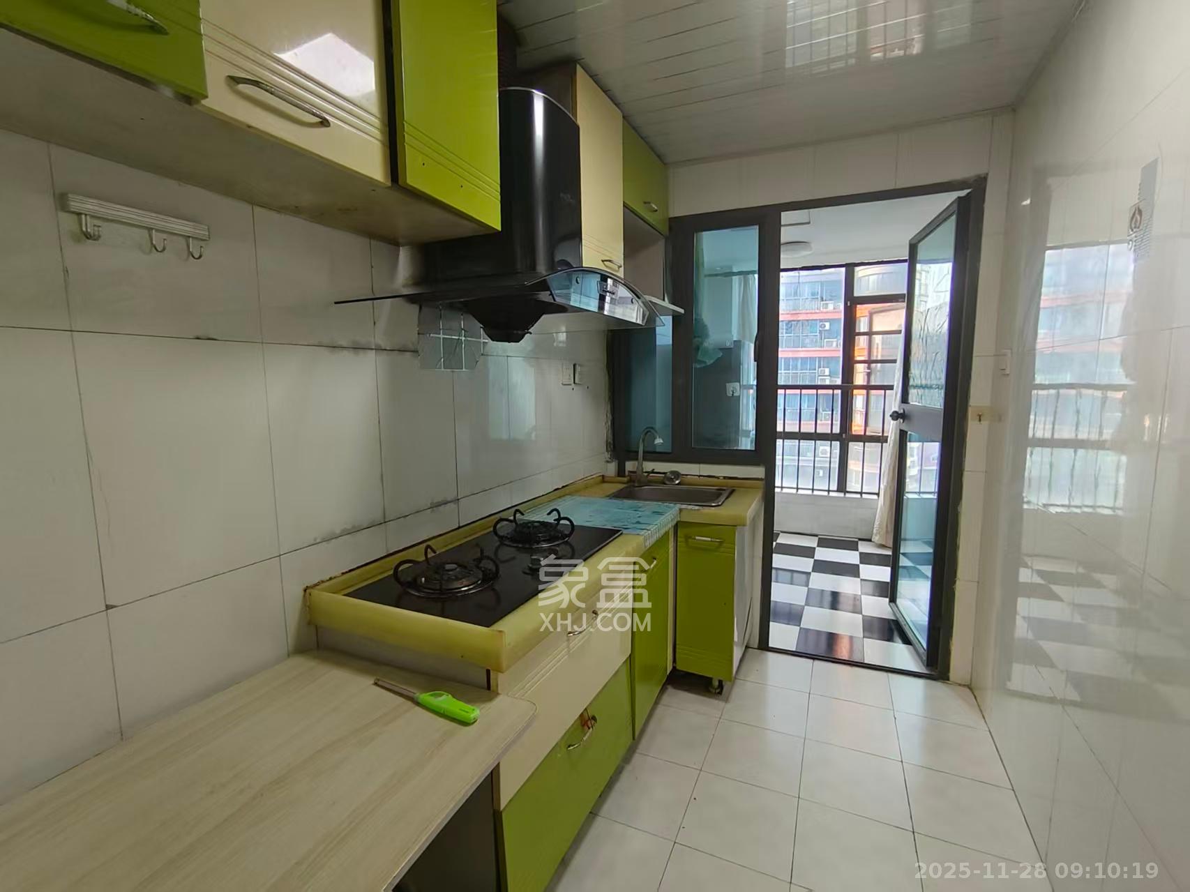 BOBO天下城（CTA财富中心）  1室1厅1卫    1600.0元/月室内图