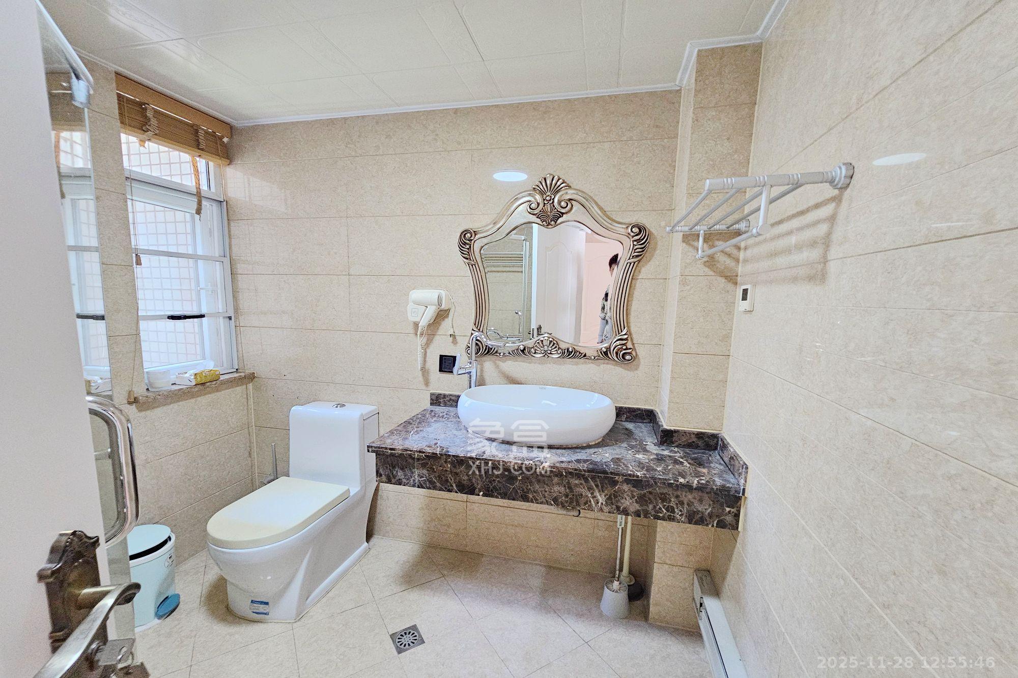 嘉宇盛世华章  3室2厅2卫    3700.0元/月室内图