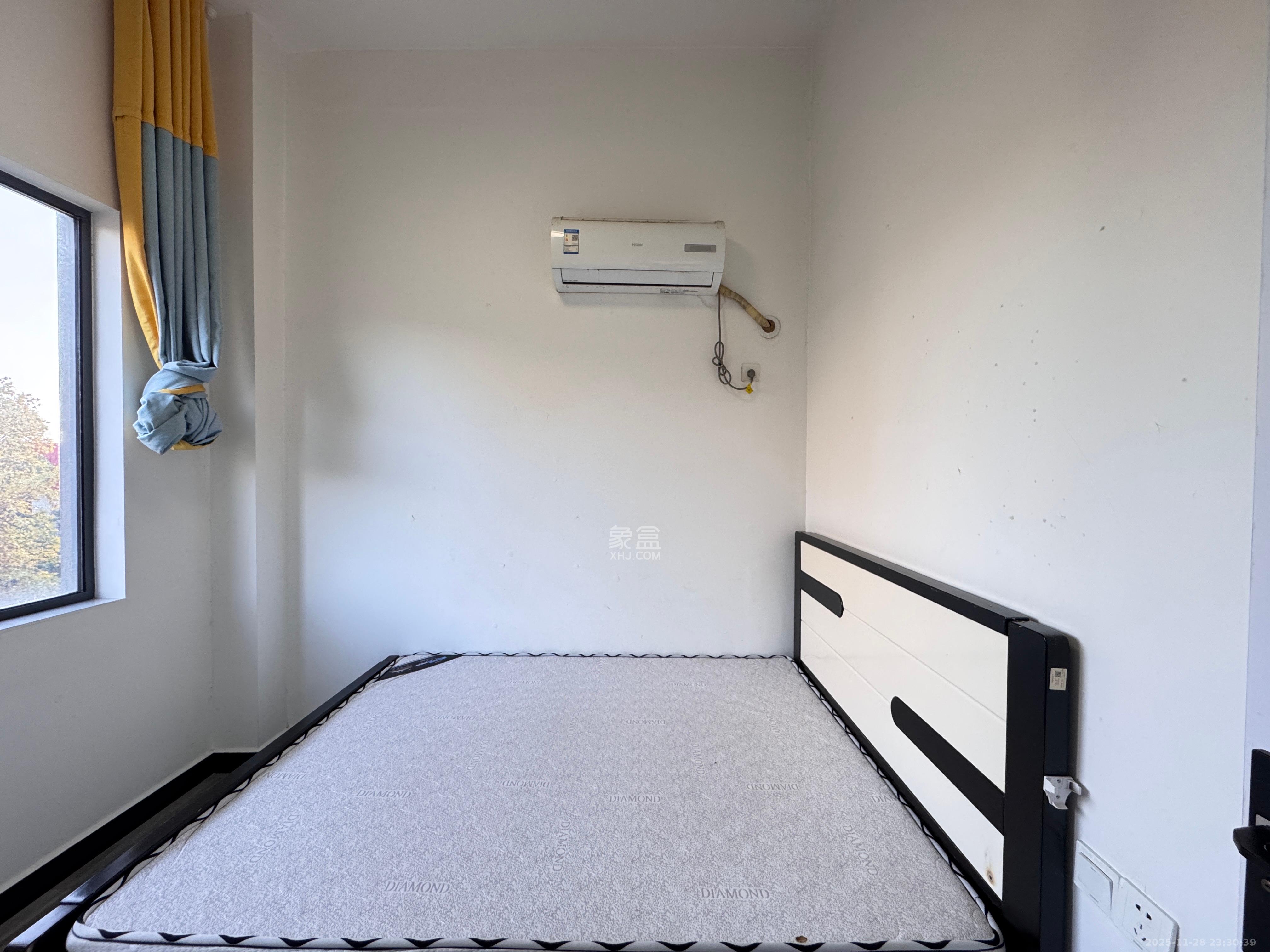 裕天国际商汇中心  1室1厅1卫    1500.0元/月室内图