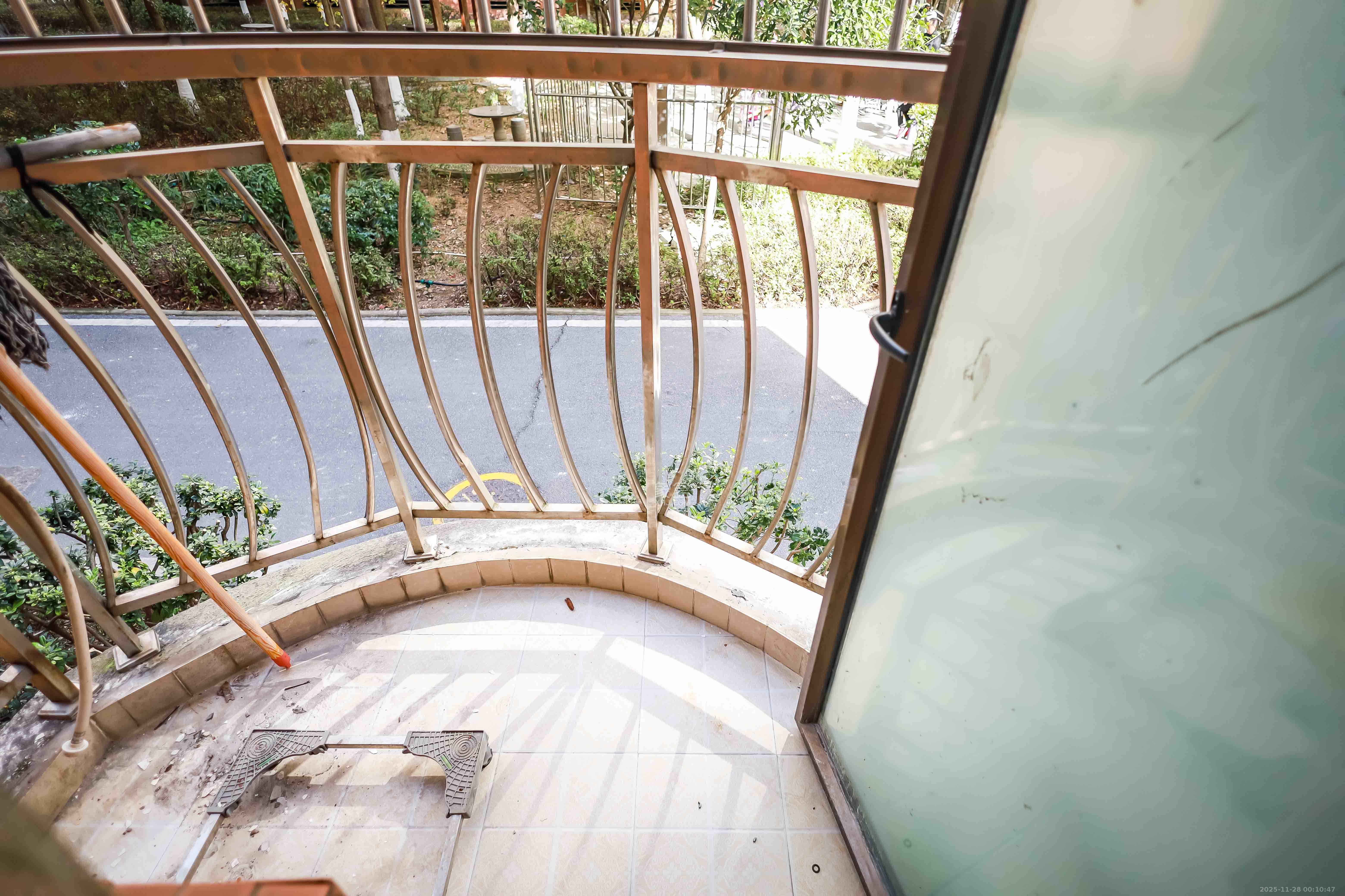 丽都桃源（金峰北院二期）  2室1厅1卫    58.0万阳台