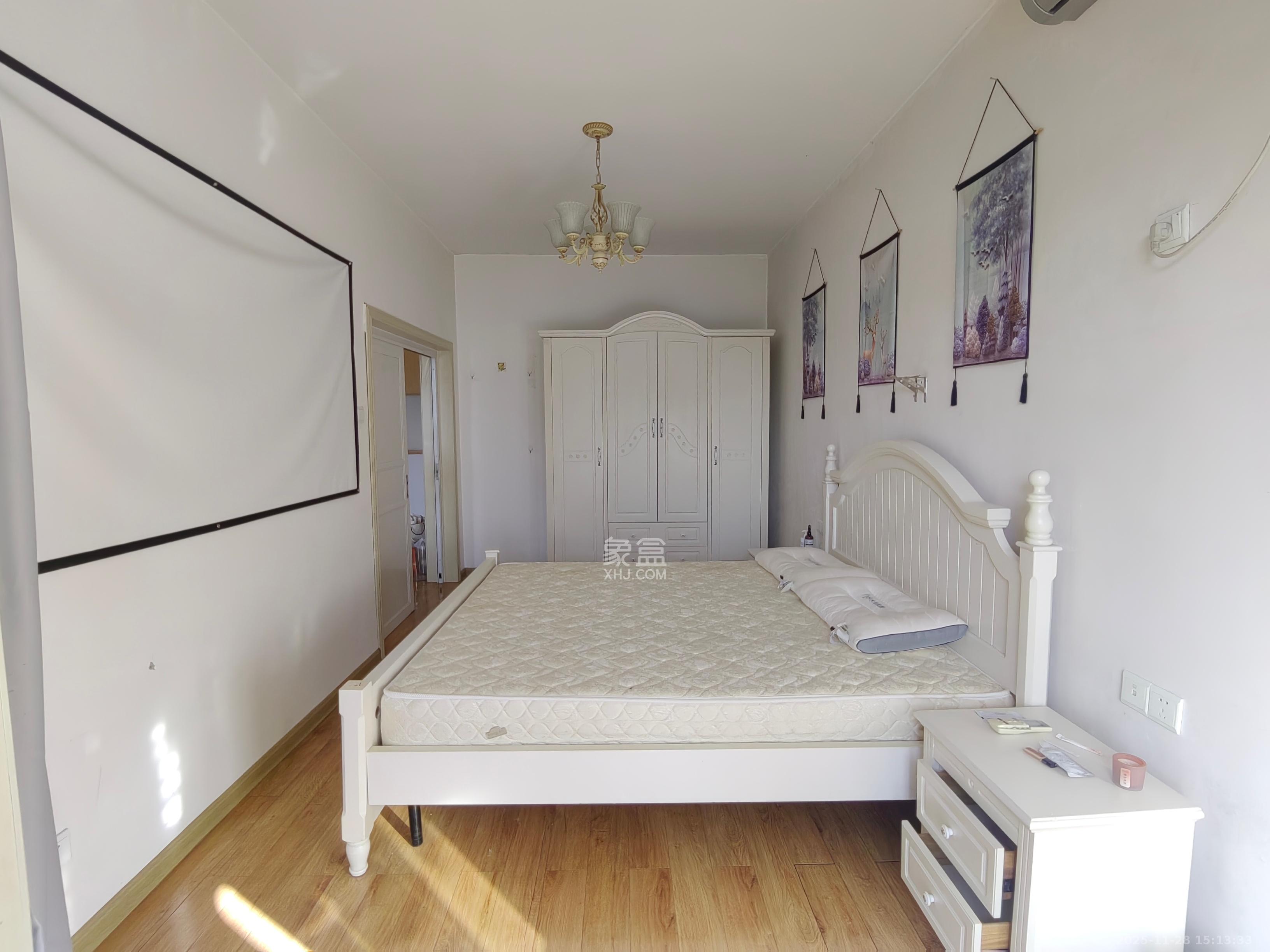 世纪桃花苑  1室1厅1卫    1900.0元/月室内图