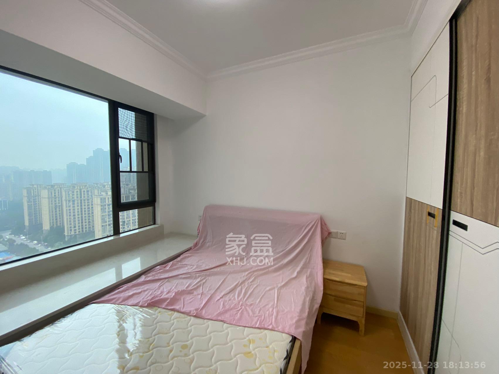 阳光城尚东湾青云苑  3室2厅2卫    2600.0元/月室内图