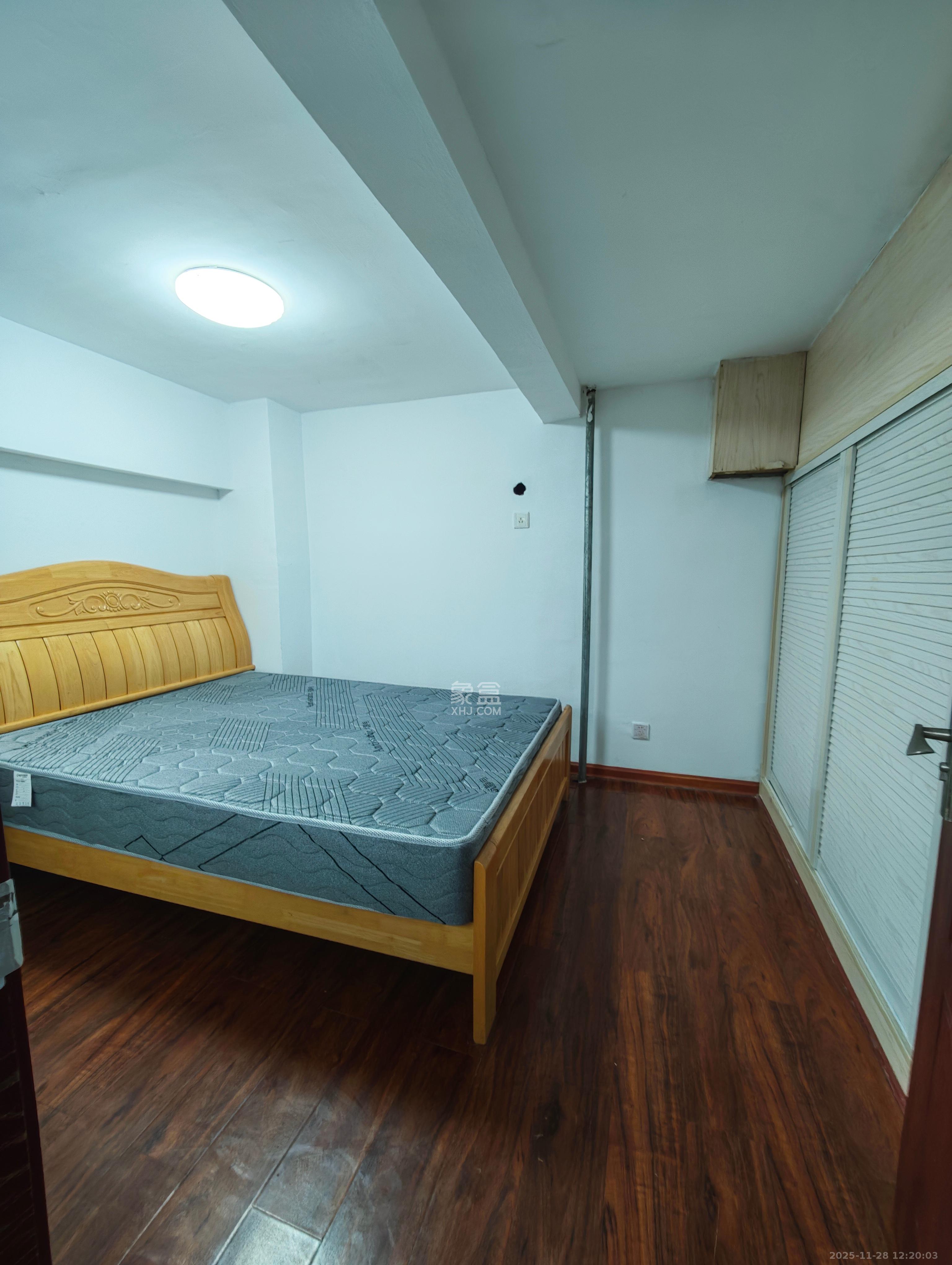 融圣国际 2室1厅1卫 2000.0元/月 融圣国际 2室1厅1卫 2000.0元/月室内图