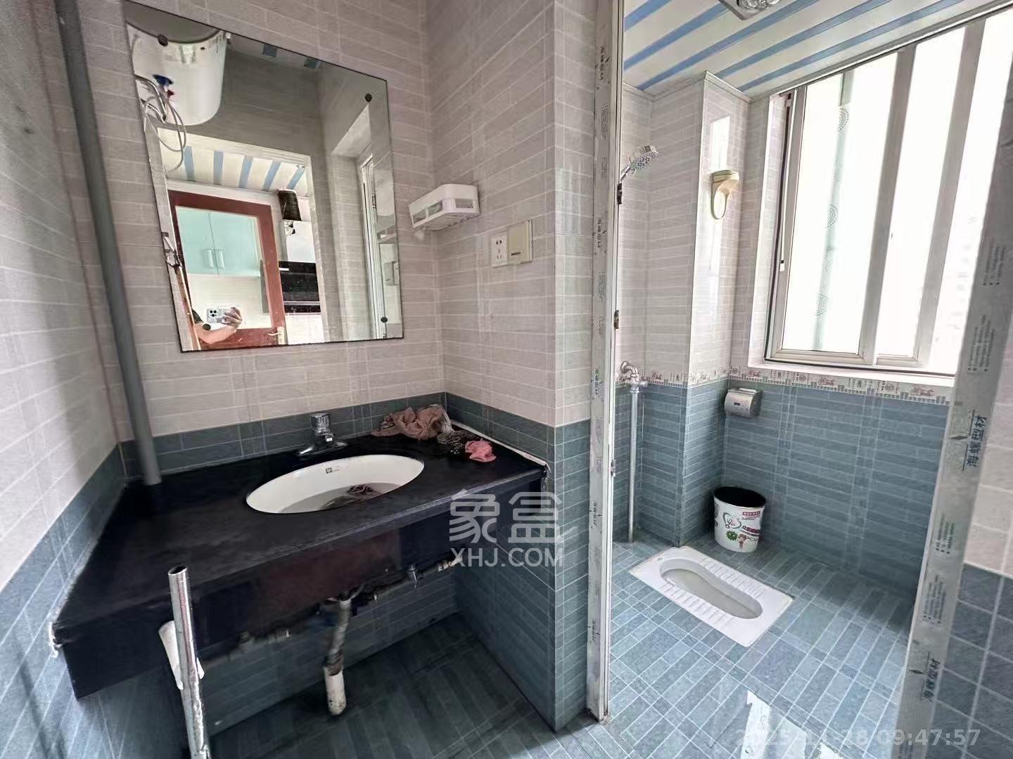 都江新城(都江新苑) 2室1厅1卫 2400.0元/月 都江新城(都江新苑) 2室1厅1卫 2400.0元/月室内图