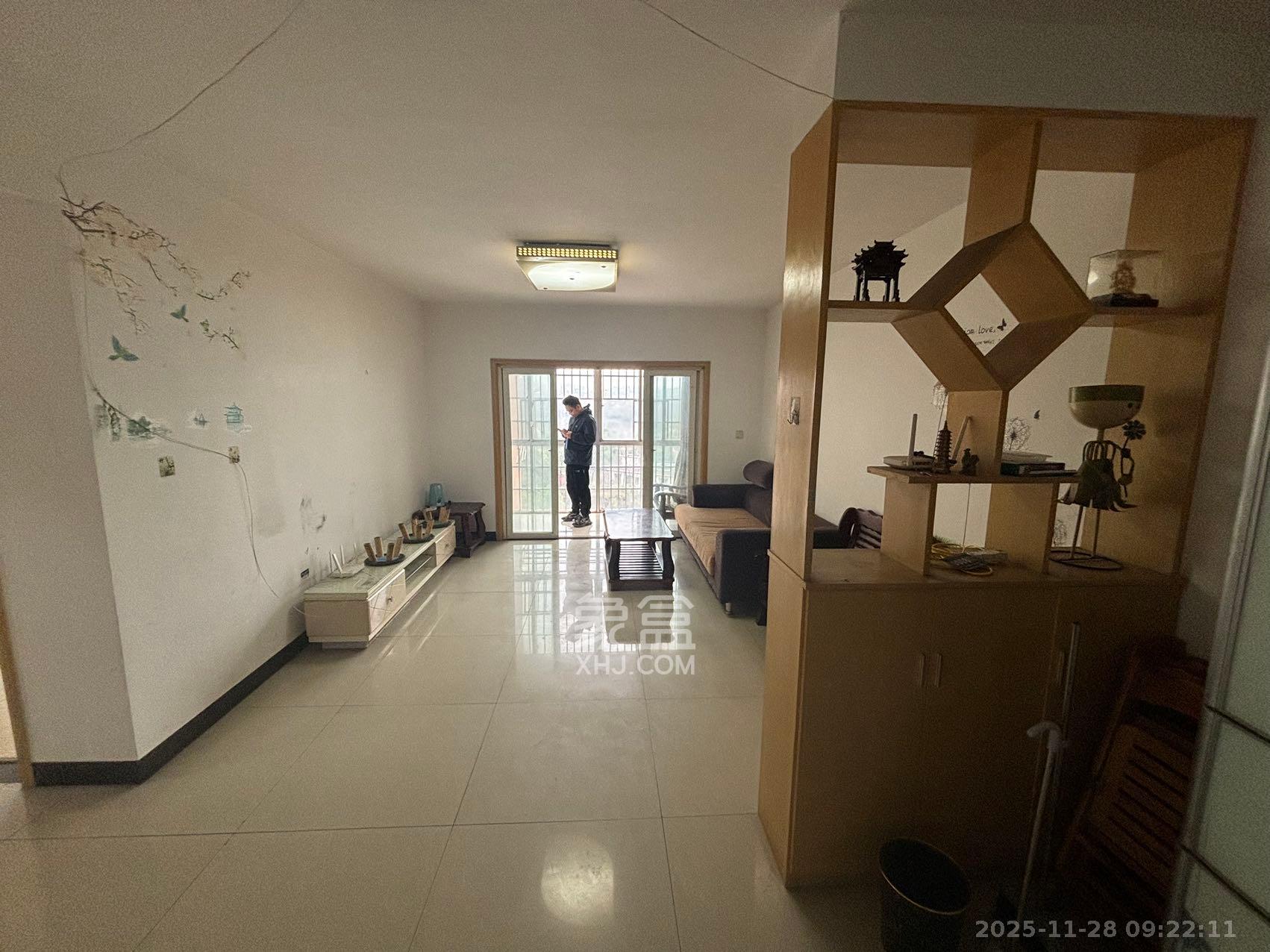 弘欣公寓  2室1厅1卫    1400.0元/月