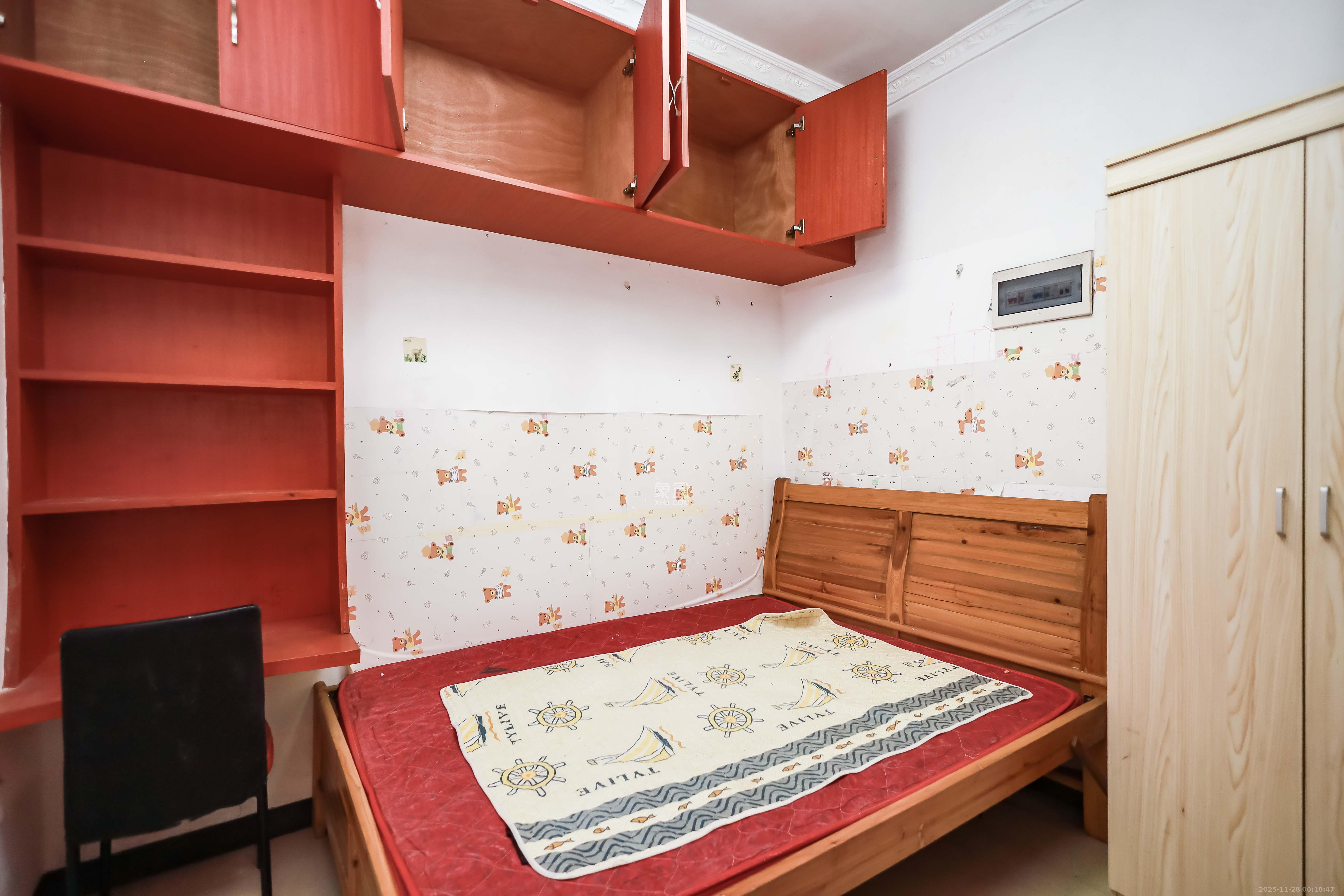 丽都桃源(金峰北院二期) 2室1厅1卫 58.0万 丽都桃源(金峰北院二期) 2室1厅1卫 58.0万卧室