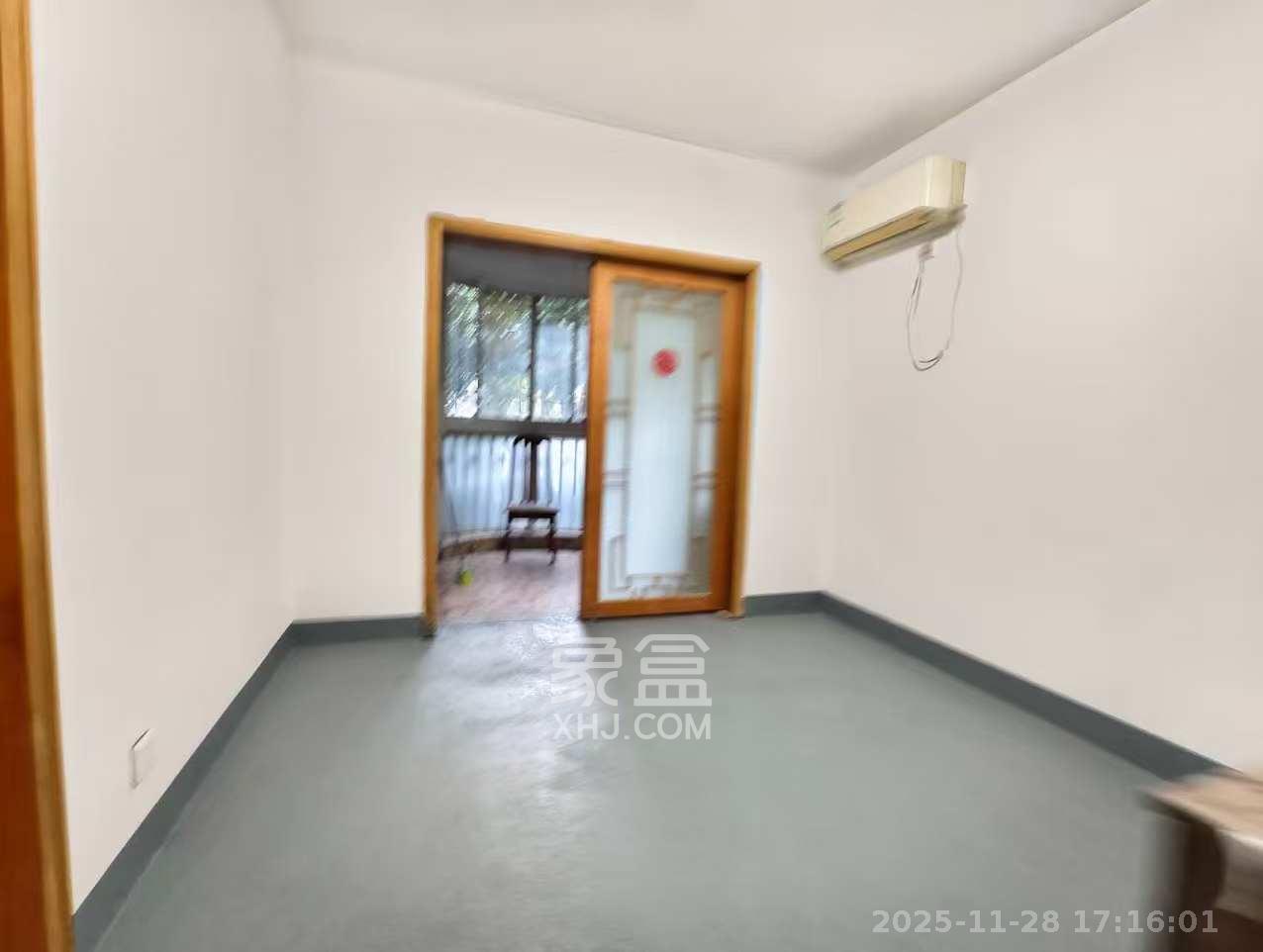 新世纪家园 3室2厅2卫 2500.0元/月 新世纪家园 3室2厅2卫 2500.0元/月室内图