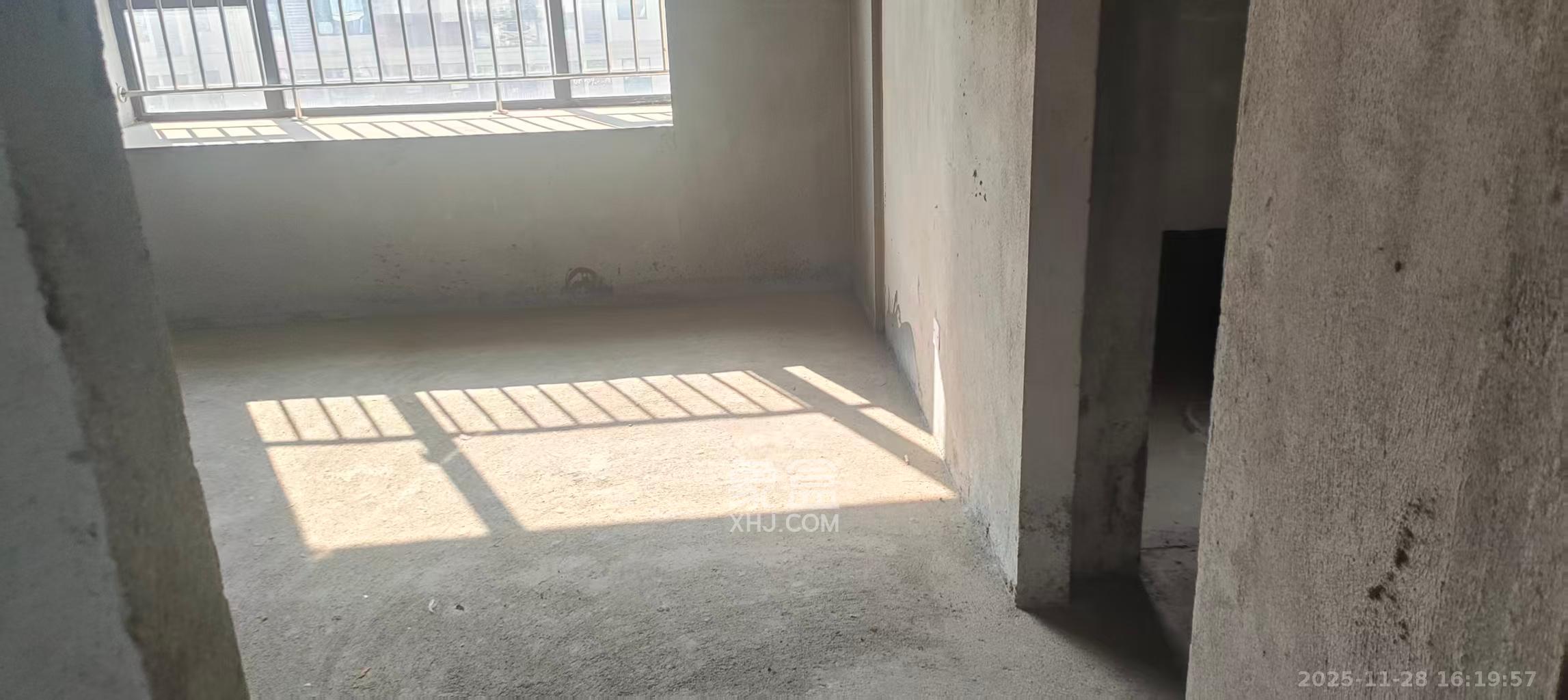 福天藏郡院子  5室1厅1卫    2000.0元/月室内图