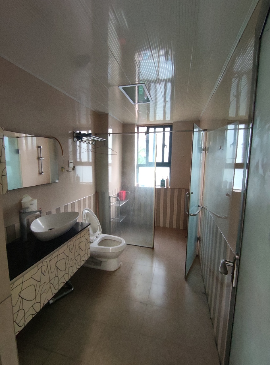 滨海贵族 3室2厅1卫 3500.0元/月 滨海贵族 3室2厅1卫 3500.0元/月室内图