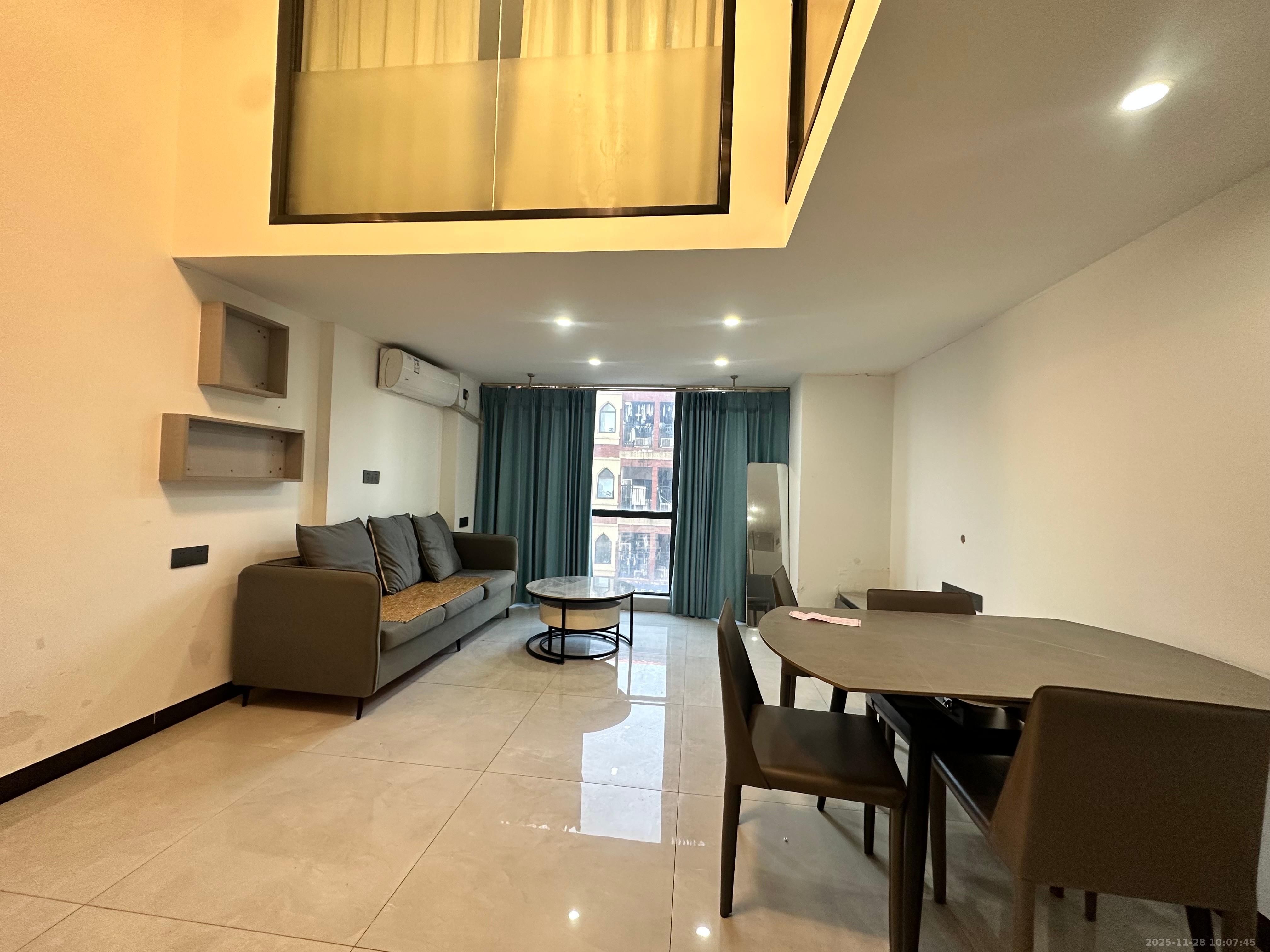 大汉月亮河畔  2室2厅1卫    1500.0元/月