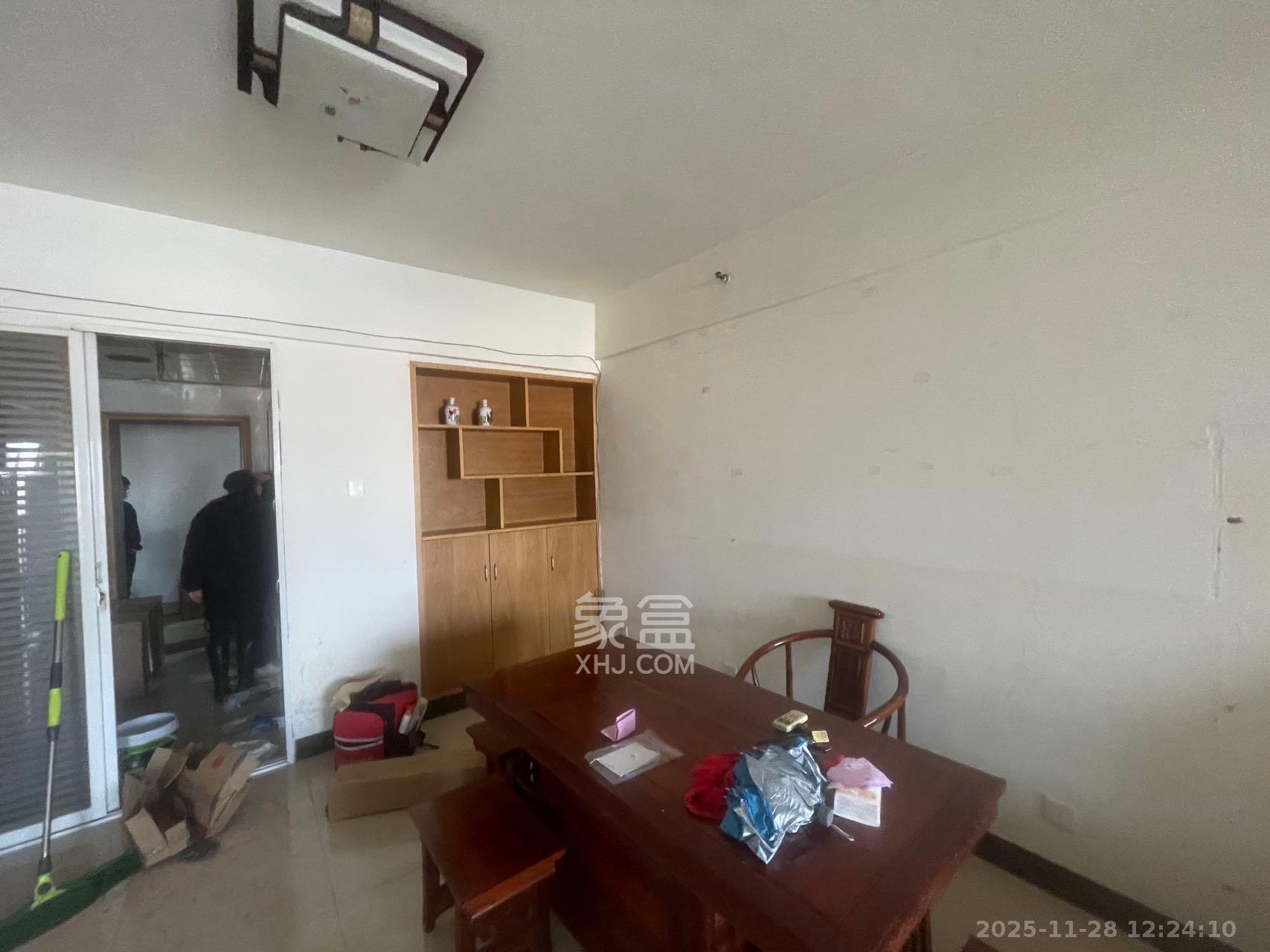 德庆水韵山城  1室1厅1卫    1100.0元/月室内图