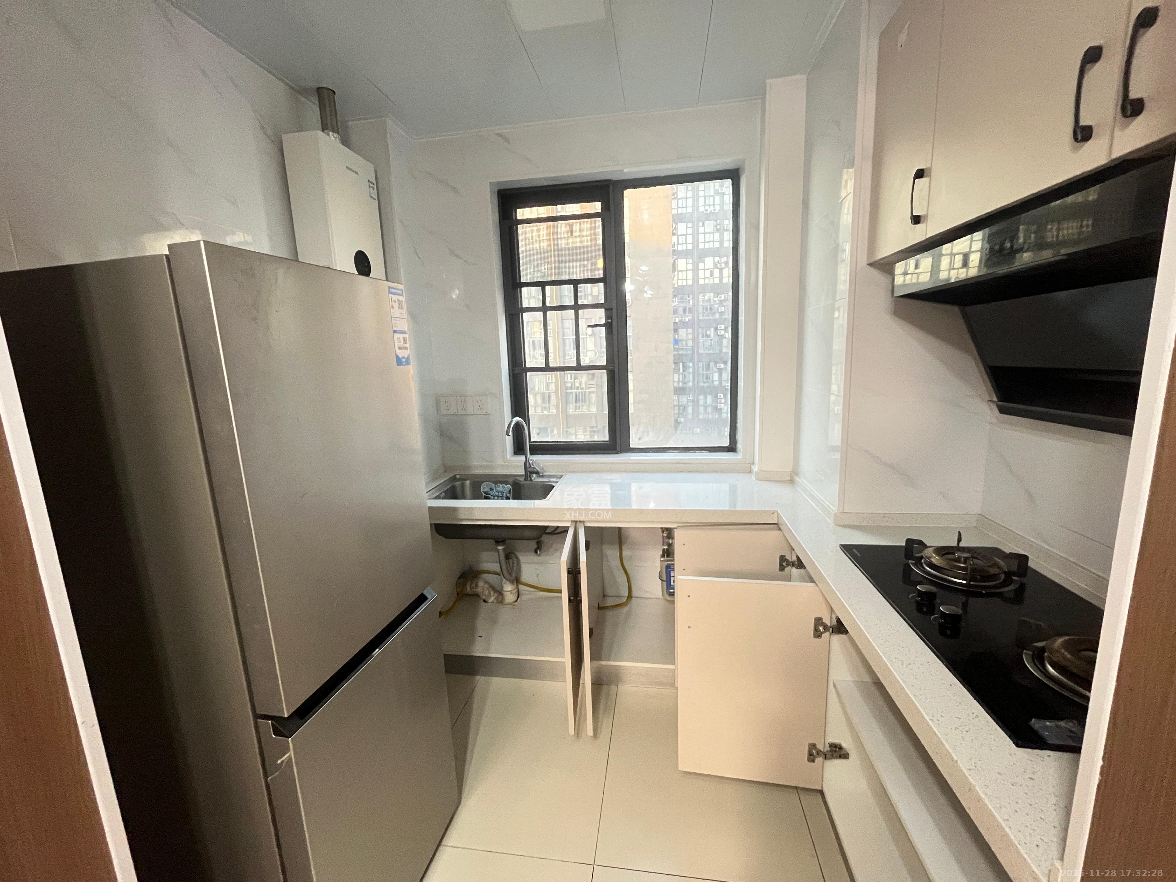 华银南苑融域 3室2厅1卫 2800.0元/月 华银南苑融域 3室2厅1卫 2800.0元/月室内图