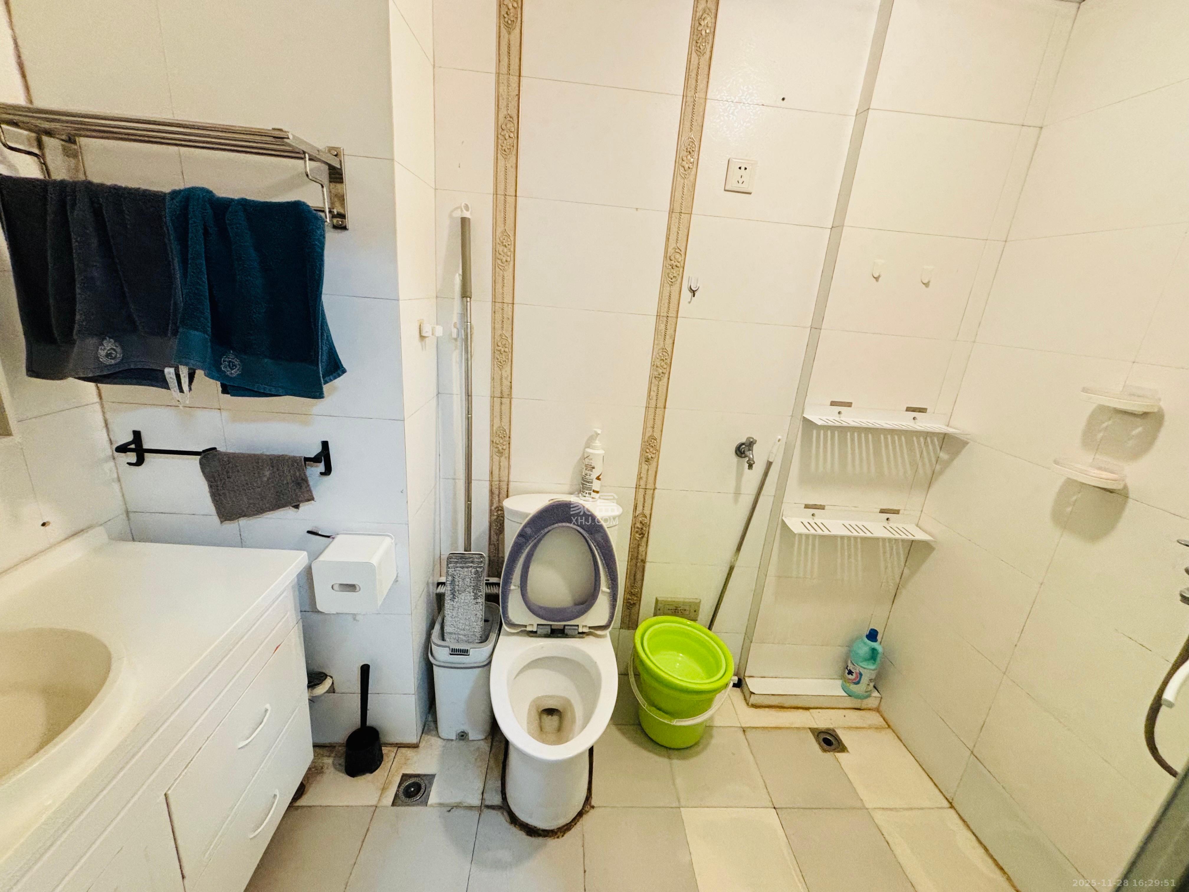 汀兰雅苑  1室0厅1卫    2000.0元/月室内图