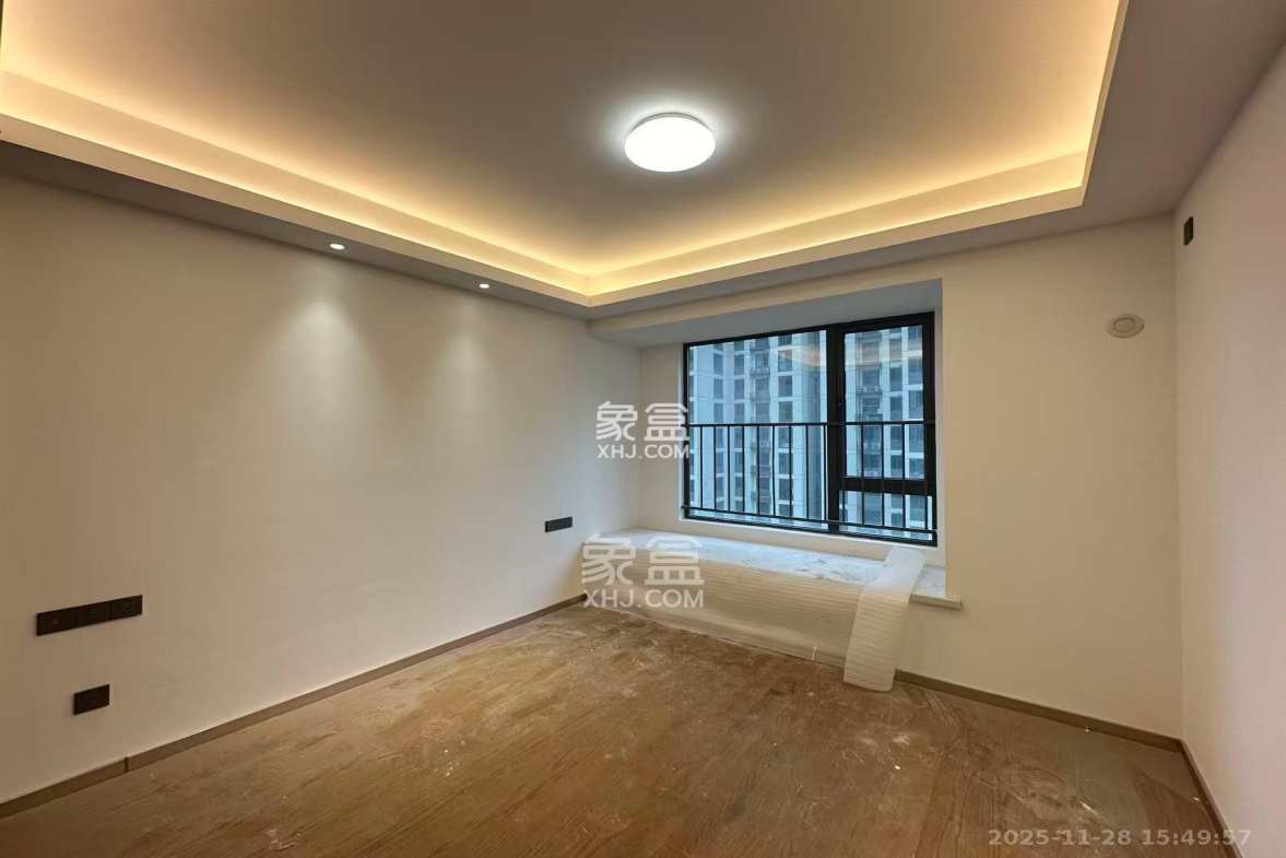 旭辉雨花郡 3室2厅2卫 3200.0元/月 旭辉雨花郡 3室2厅2卫 3200.0元/月室内图