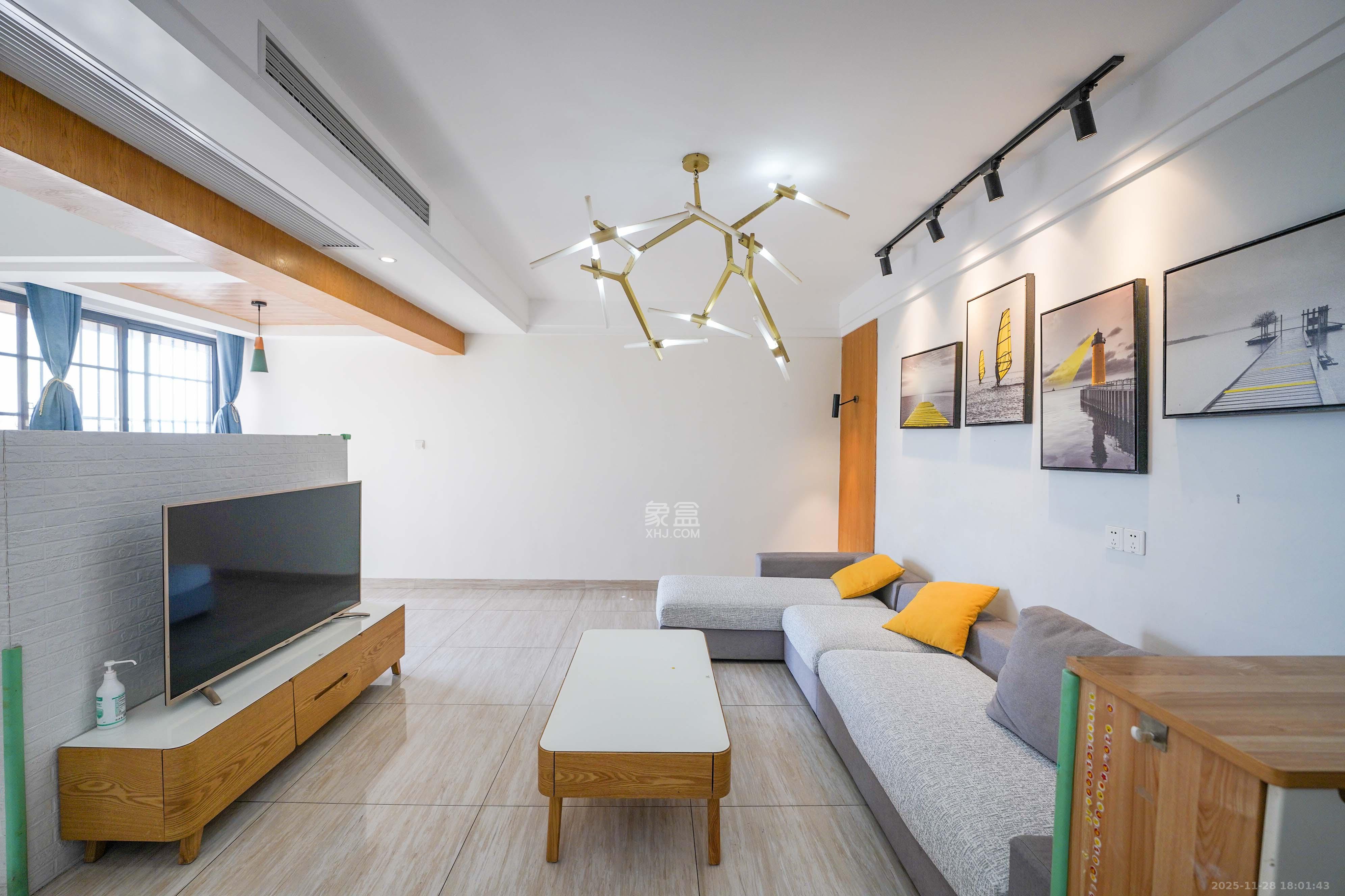 五矿格澜郡  5室2厅2卫    105.0万