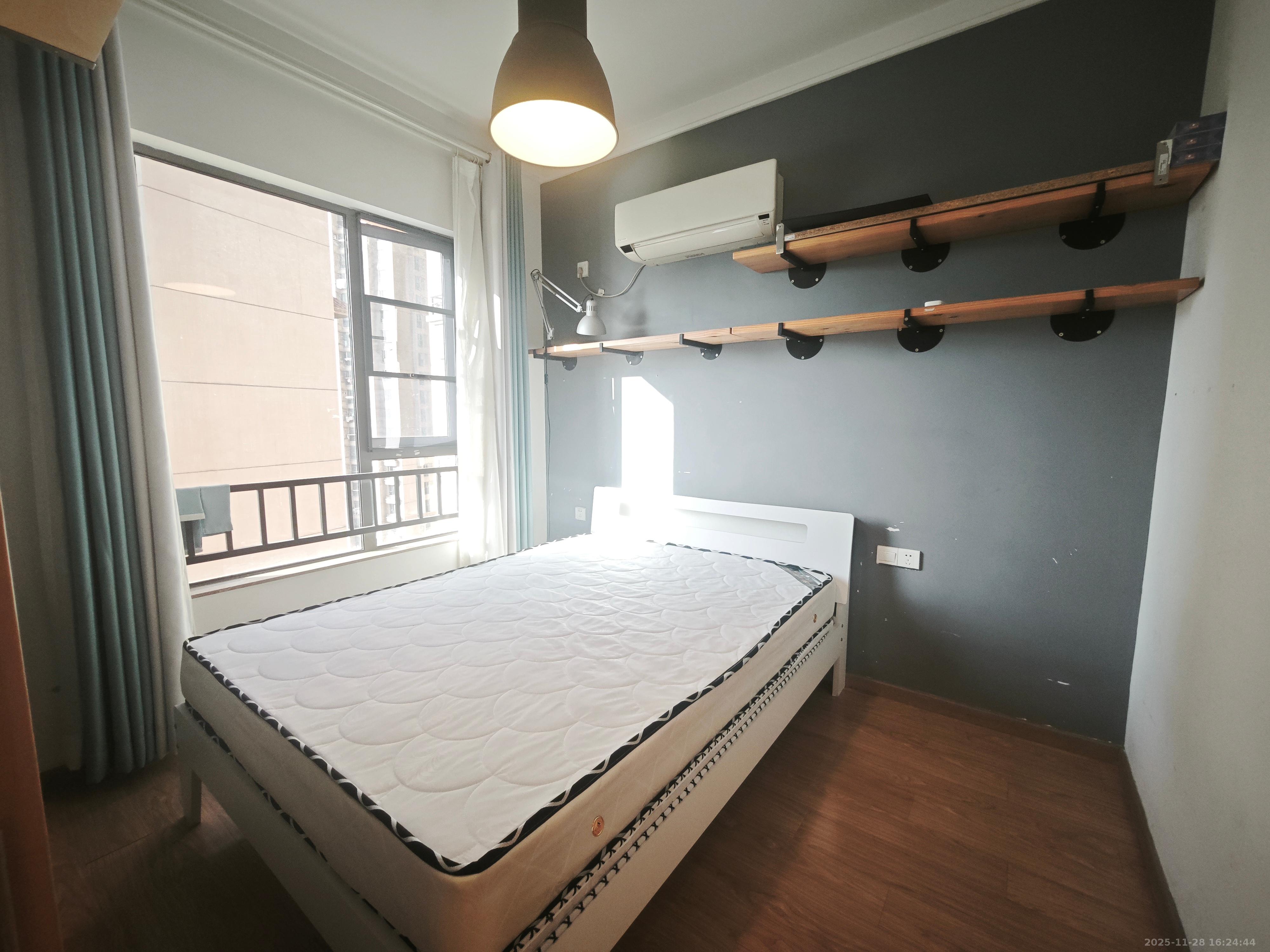 珠江郦城薰衣道  2室2厅1卫    2100.0元/月室内图