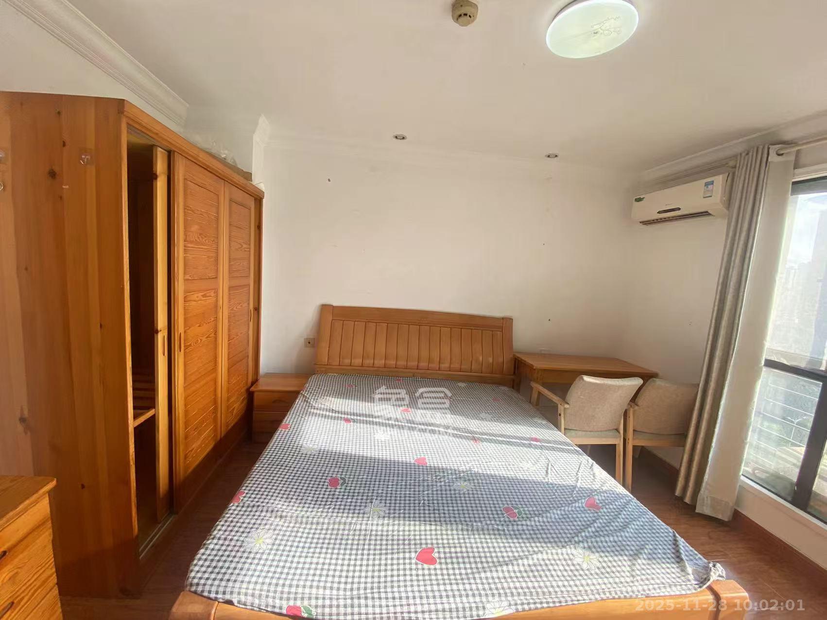 郡原广场 1室1厅1卫 1500.0元/月 郡原广场 1室1厅1卫 1500.0元/月室内图