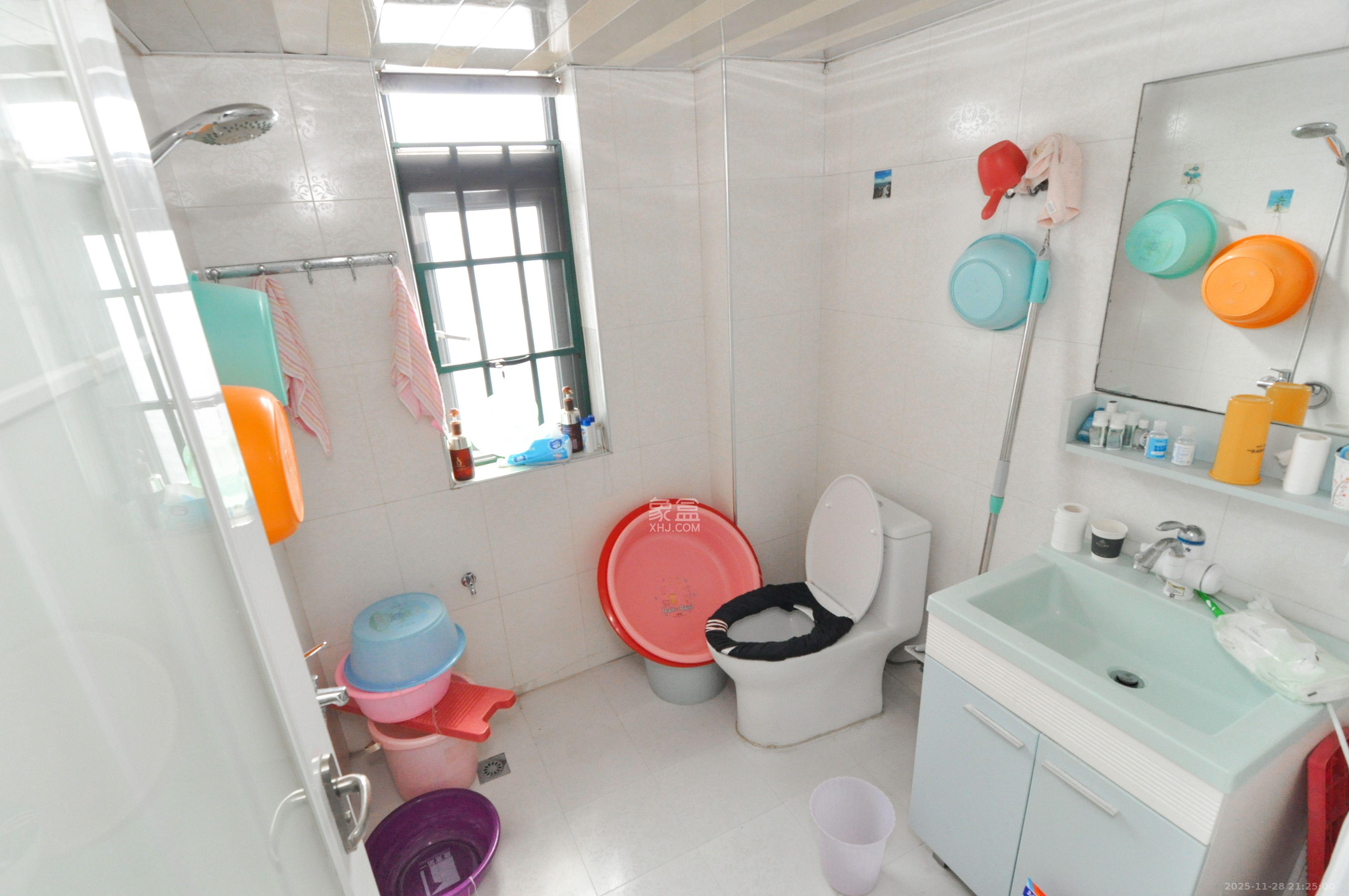 高鑫麓城  3室2厅2卫    2800.0元/月室内图