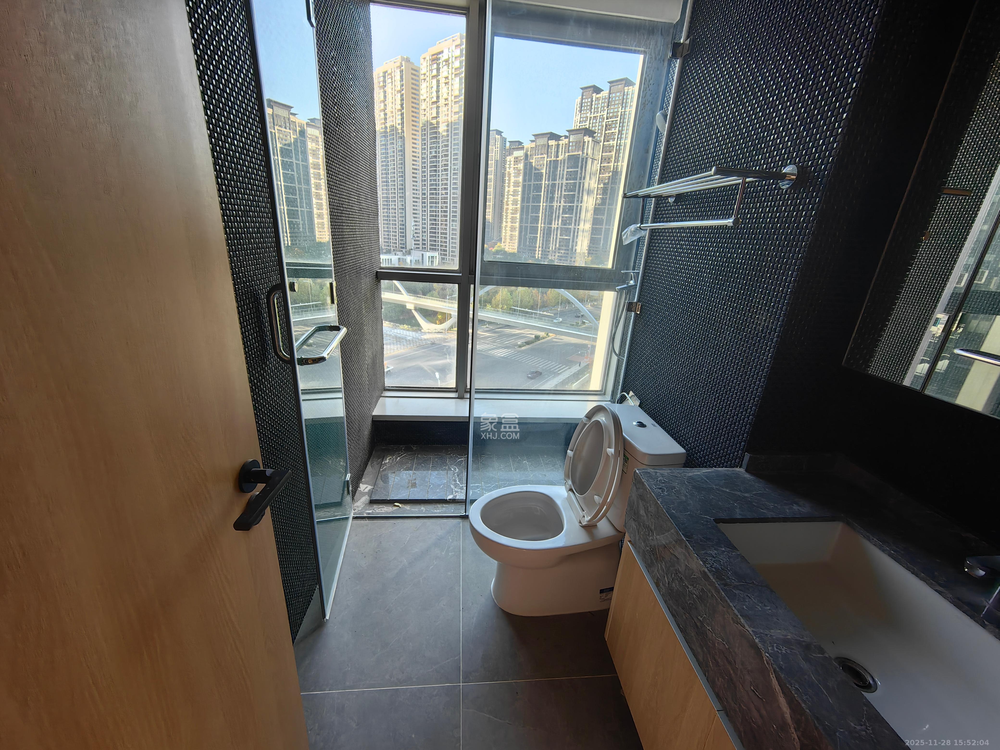 正荣梅溪紫阙台 4室2厅3卫 8500.0元/月 正荣梅溪紫阙台 4室2厅3卫 8500.0元/月室内图