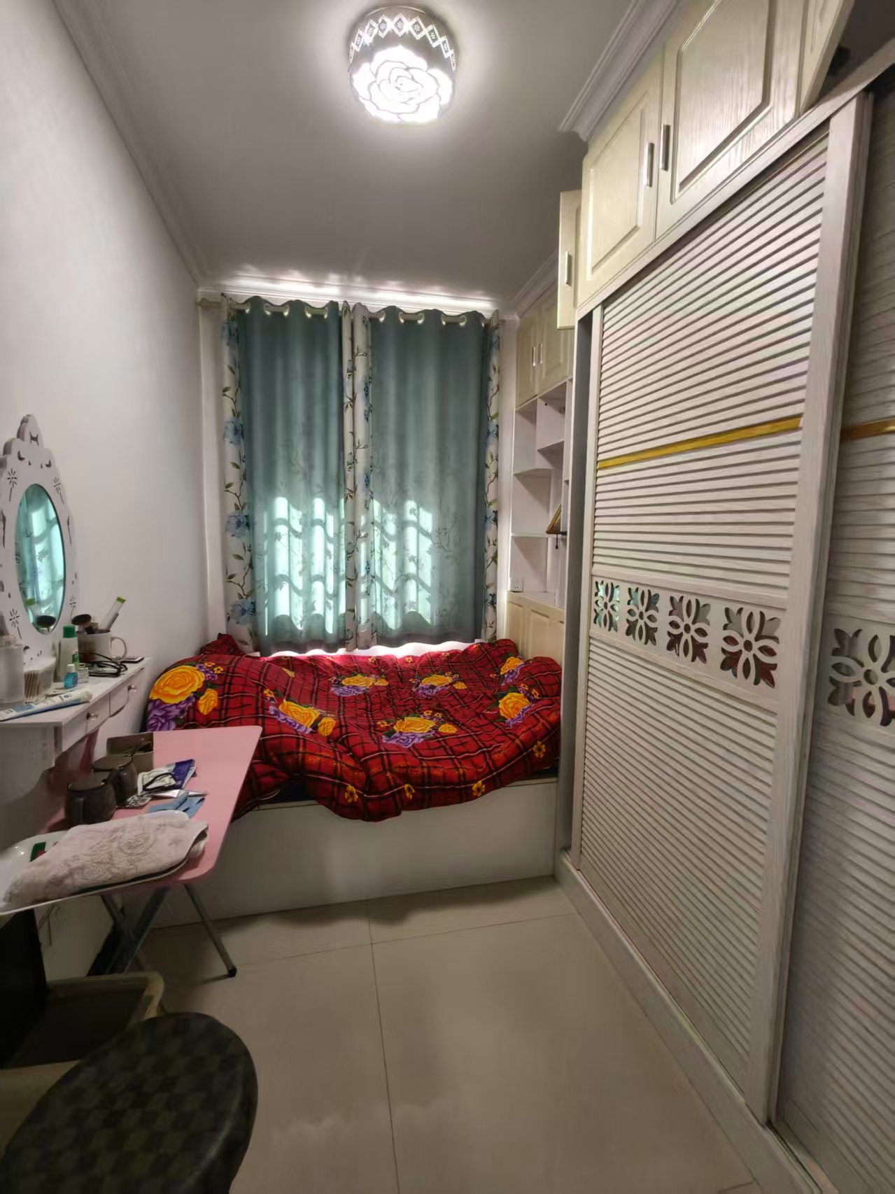 梓园社区(麻纺厂宿舍) 2室1厅1卫 900.0元/月 梓园社区(麻纺厂宿舍) 2室1厅1卫 900.0元/月室内图