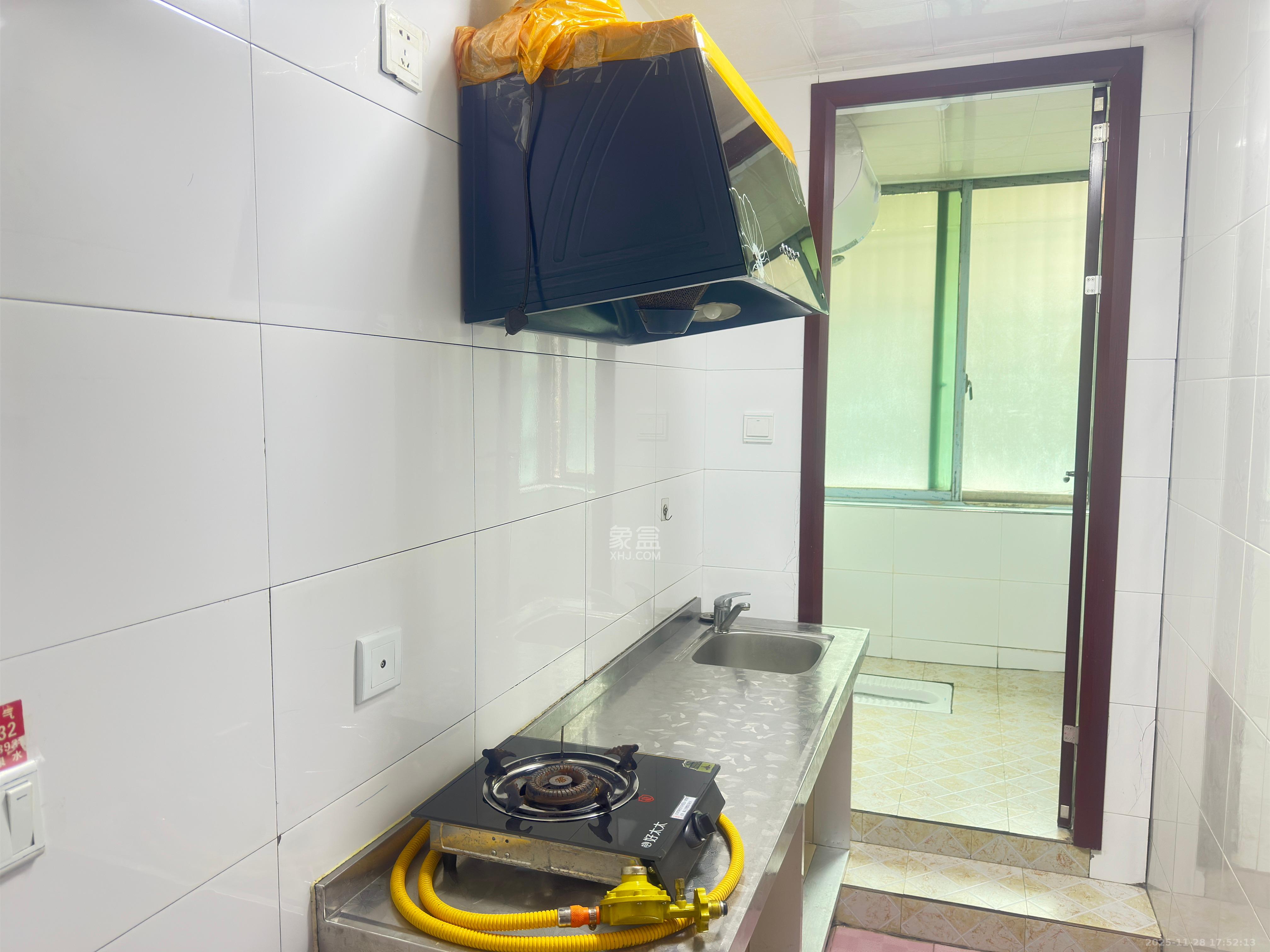 黄泥岭社区 1室1厅1卫 1200.0元/月 黄泥岭社区 1室1厅1卫 1200.0元/月室内图