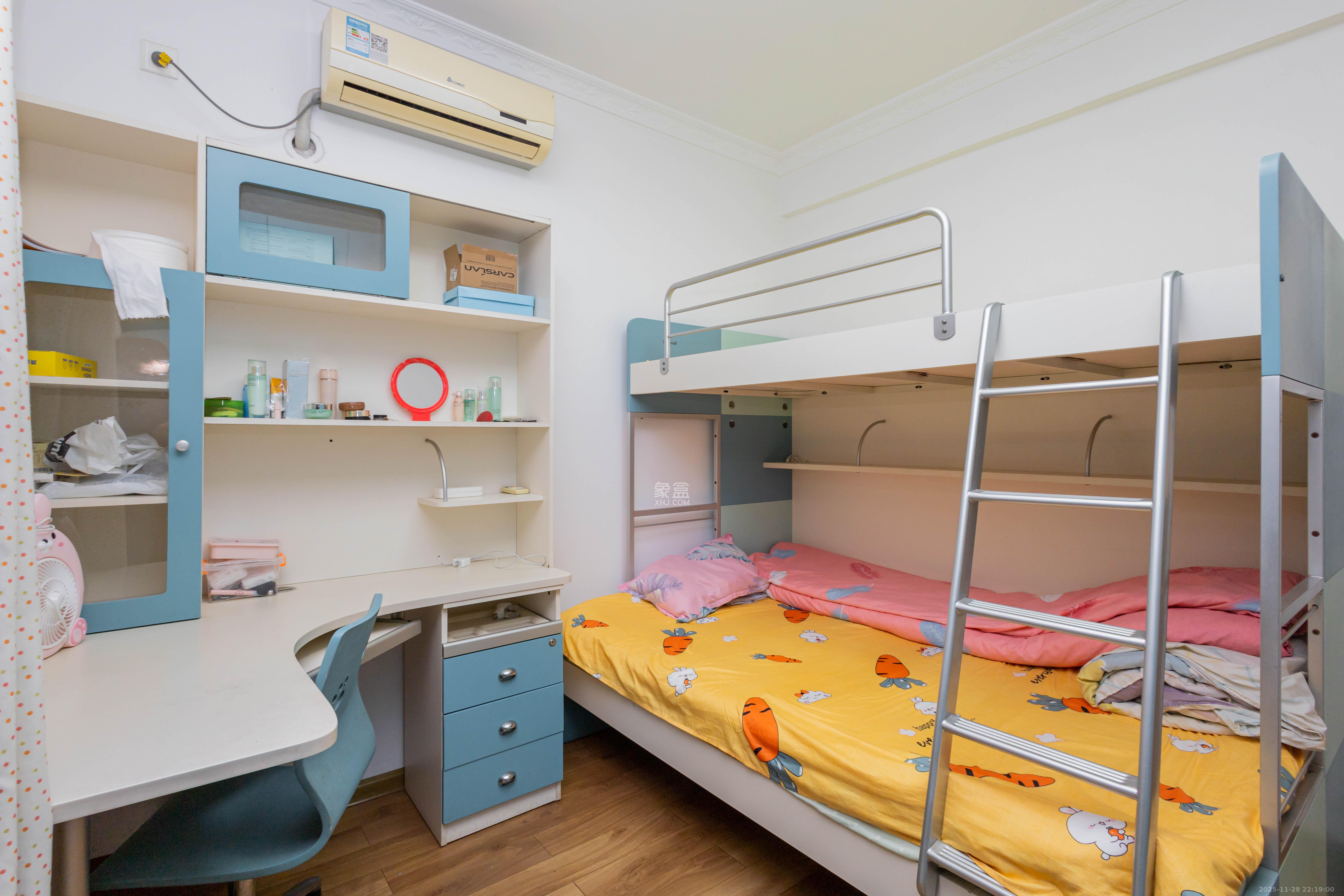 东业苹果社区 3室2厅2卫 62.0万 东业苹果社区 3室2厅2卫 62.0万卧室