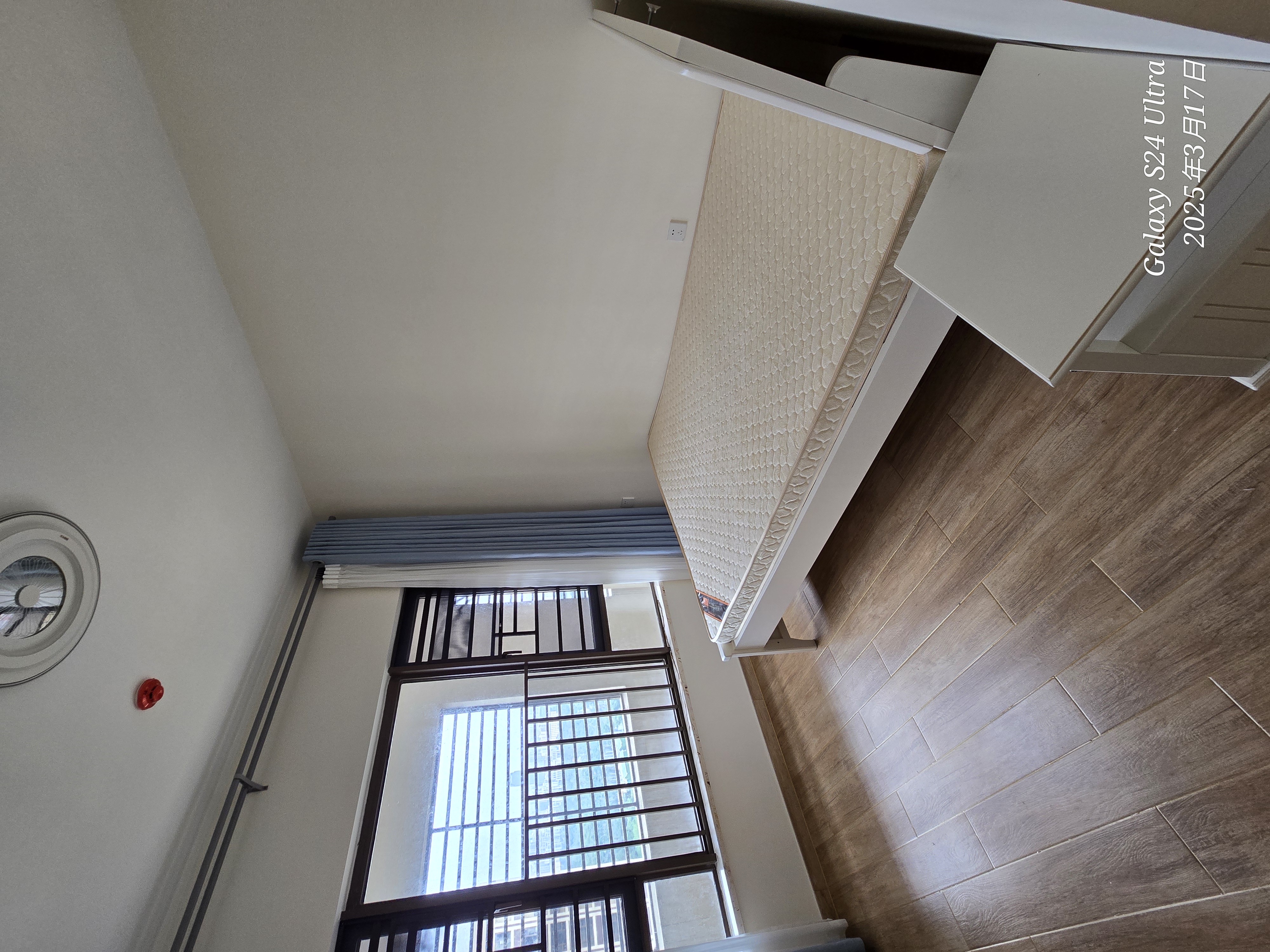 金湖壹号  3室2厅2卫    5000.0元/月室内图