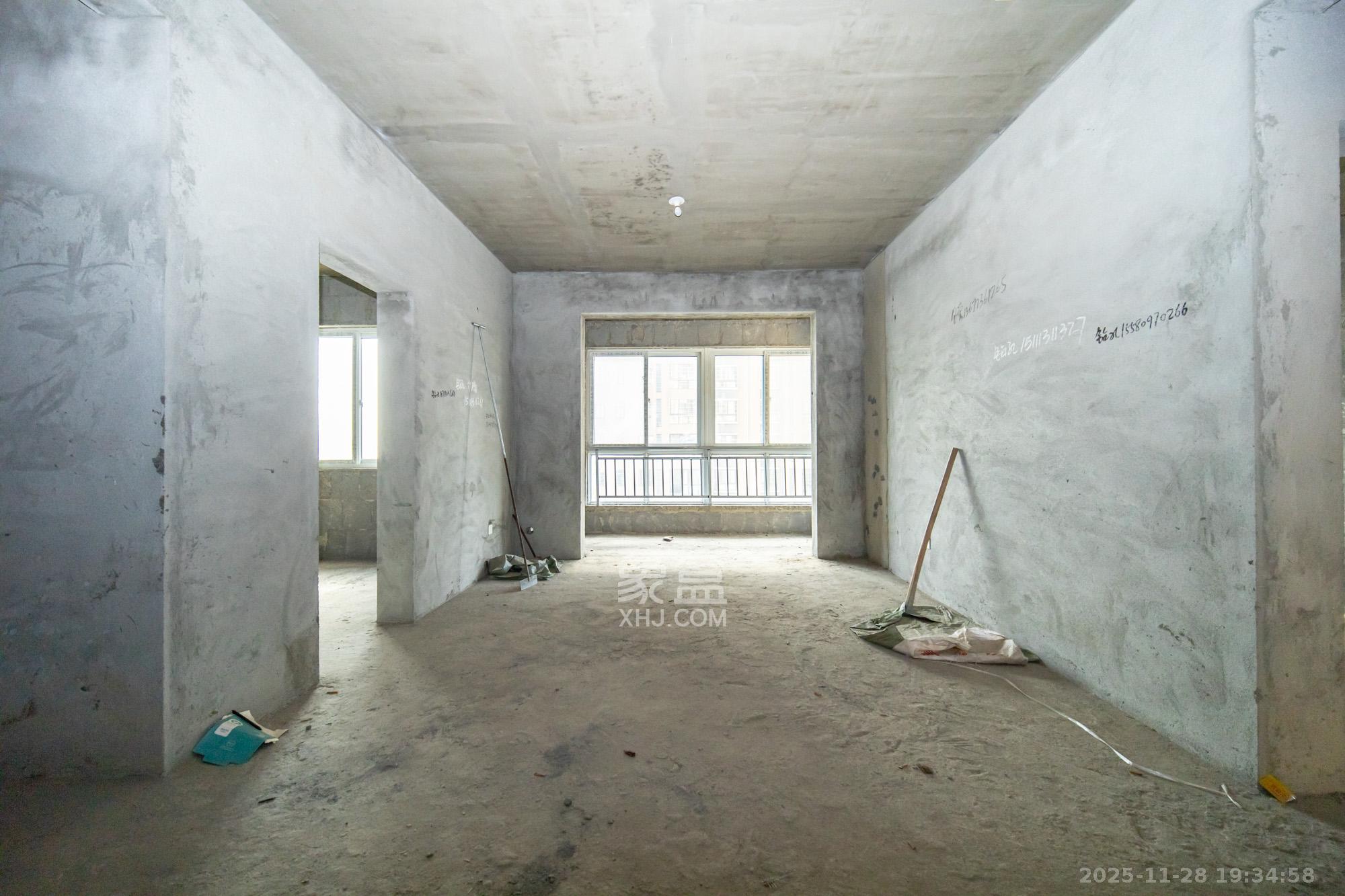 楚天世纪城西苑  4室2厅2卫    72.8万