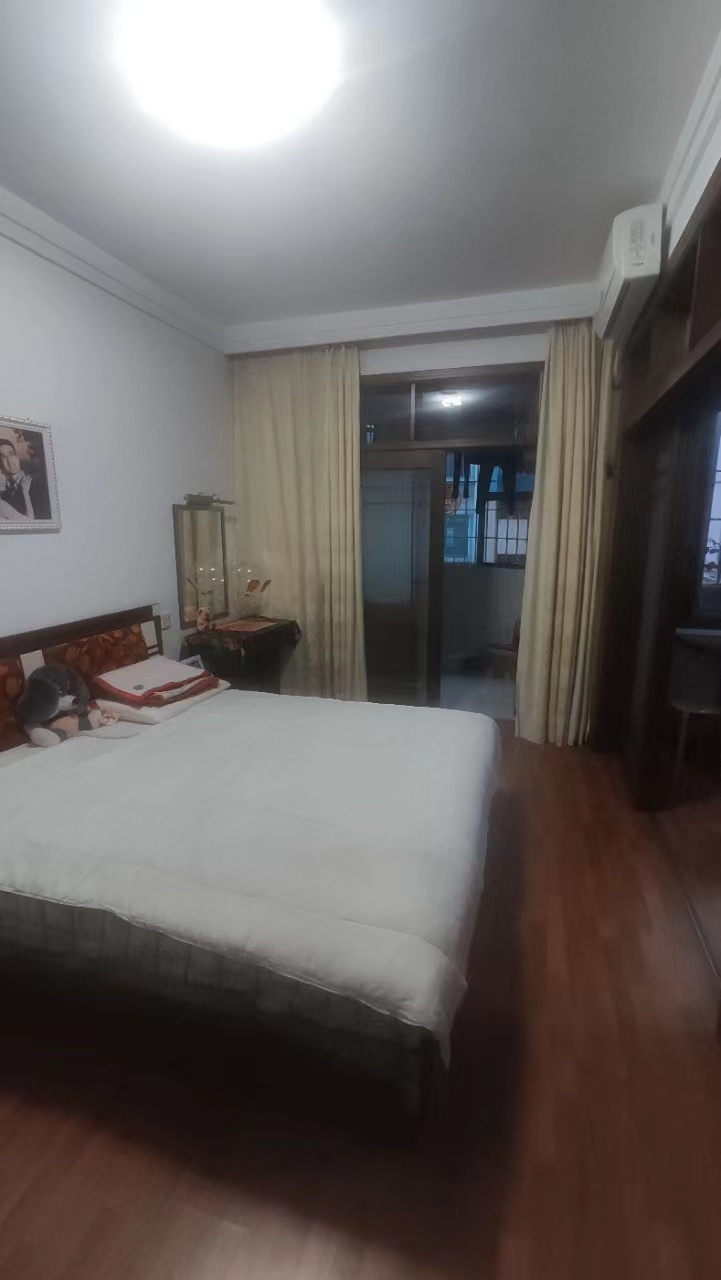 行署十单位家属房  3室1厅1卫   1000.00元/月