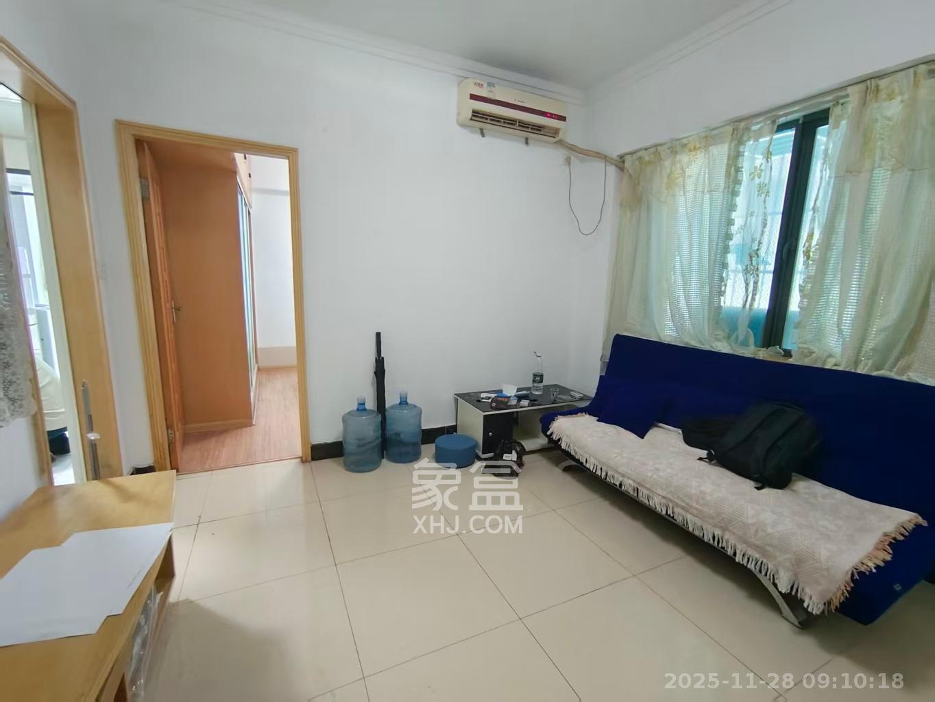 BOBO天下城（CTA财富中心）  1室1厅1卫    1600.0元/月